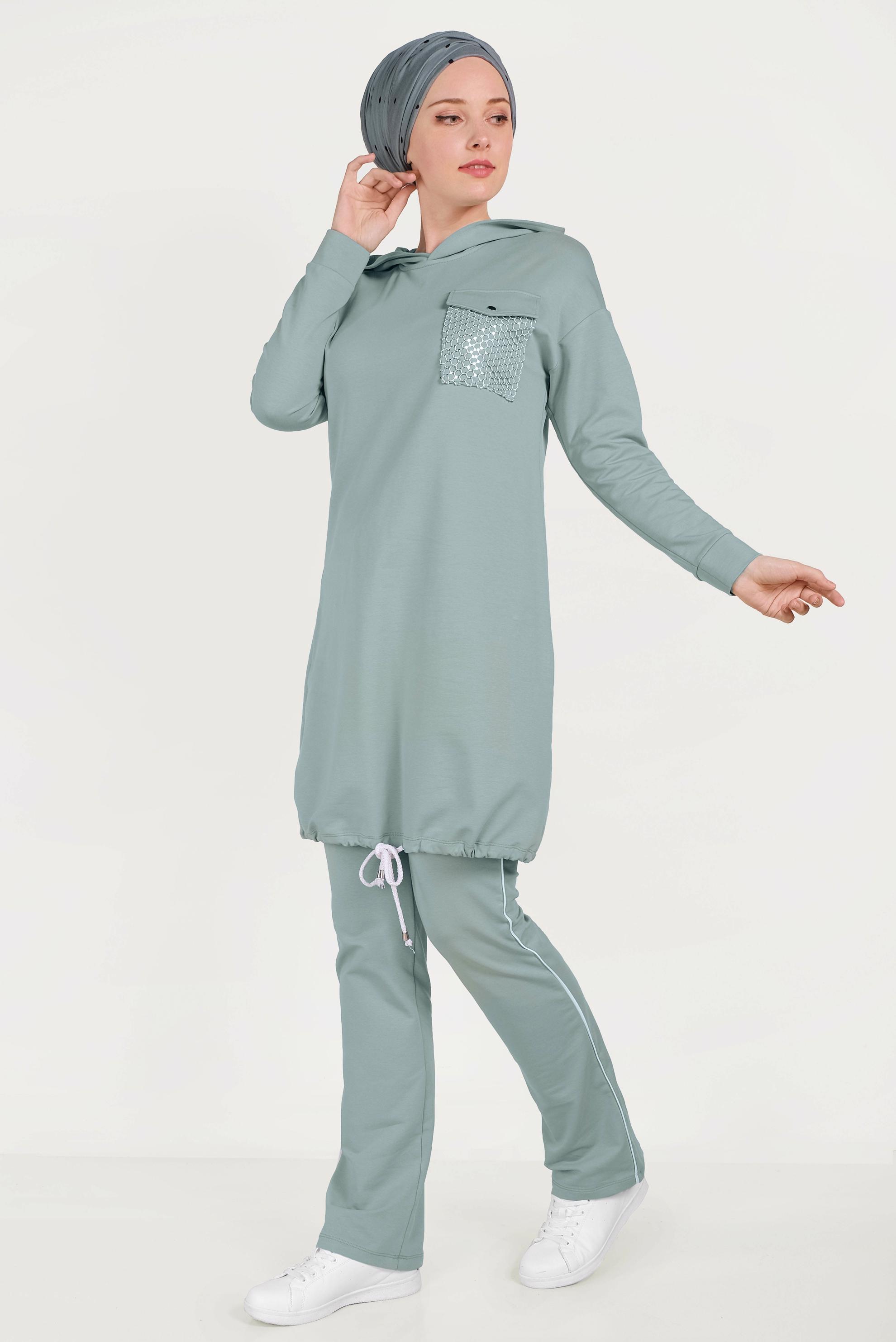 Tesettür giyim YEŞİL ETEK UCU BÜZGÜLÜ PAMUKLU EŞOFMAN TAKIMI 40478