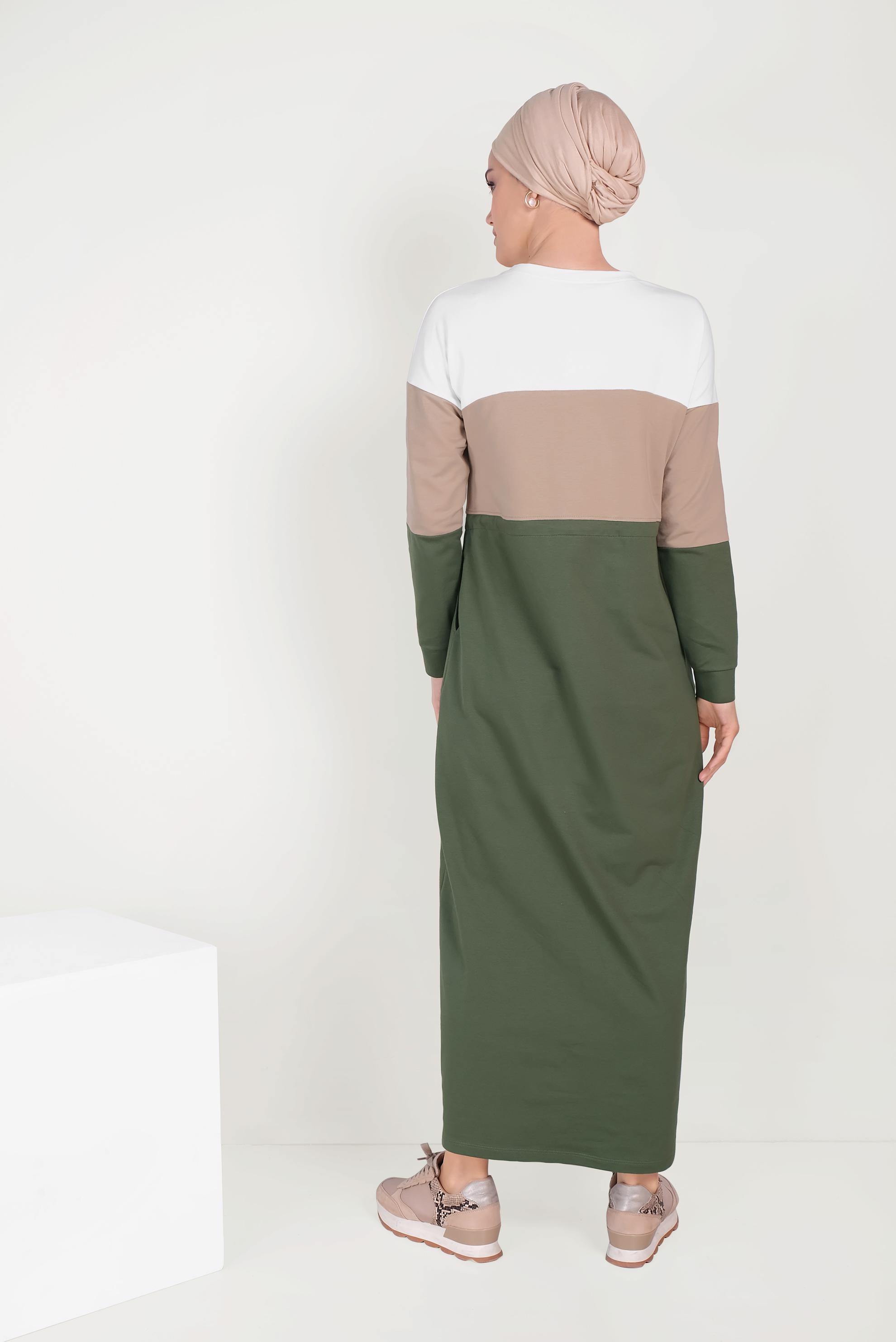 Tesettür giyim HAKİ YAZI DETAYLI CEPLİ EŞOFMAN ELBİSE 40527