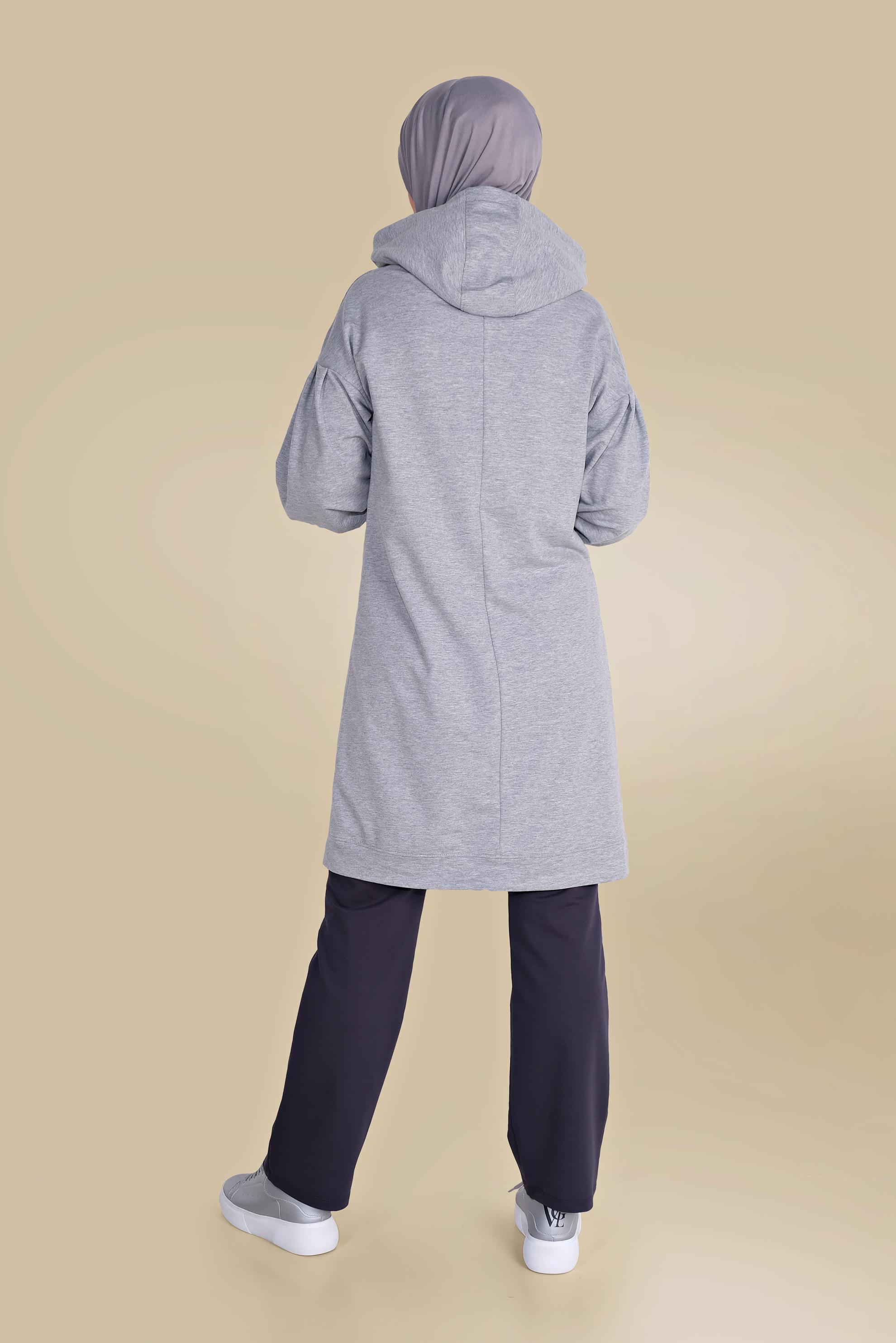 Tesettür giyim GRİ PAMUKLU CEPLİ KAPÜŞONLU EŞOFMAN TUNİK 40529