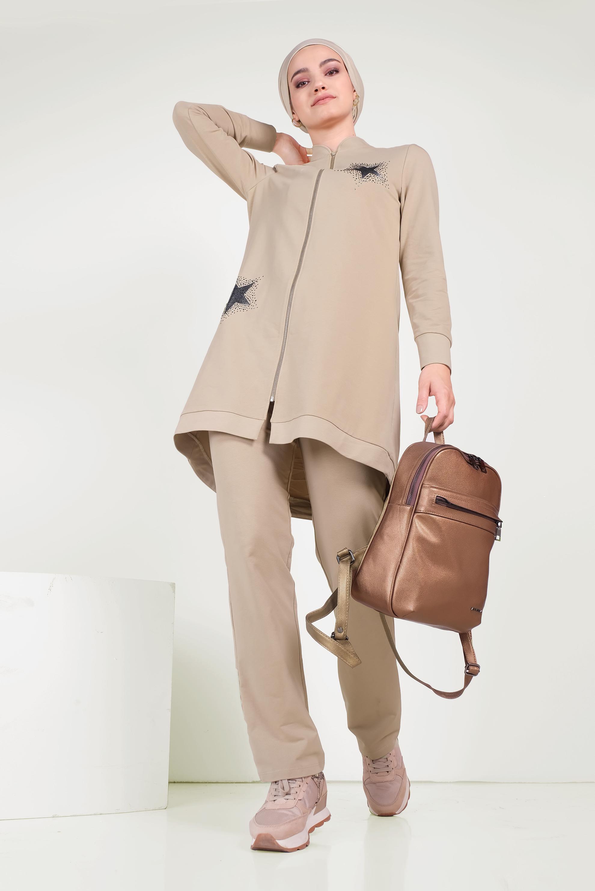 Tesettür giyim BEJ HAKİM YAKA FERMUARLI EŞOFMAN TAKIMI 40571