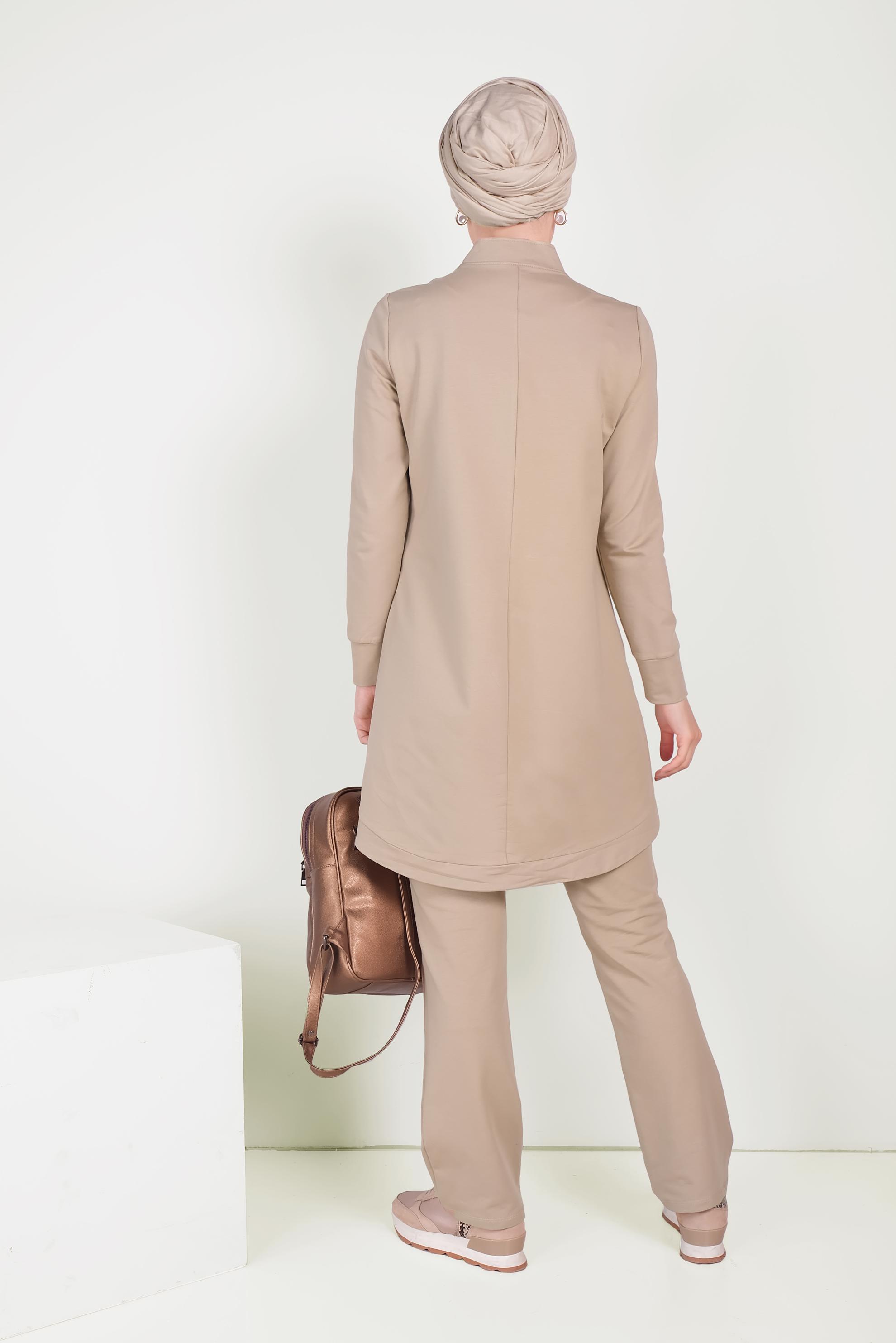 Tesettür giyim BEJ HAKİM YAKA FERMUARLI EŞOFMAN TAKIMI 40571