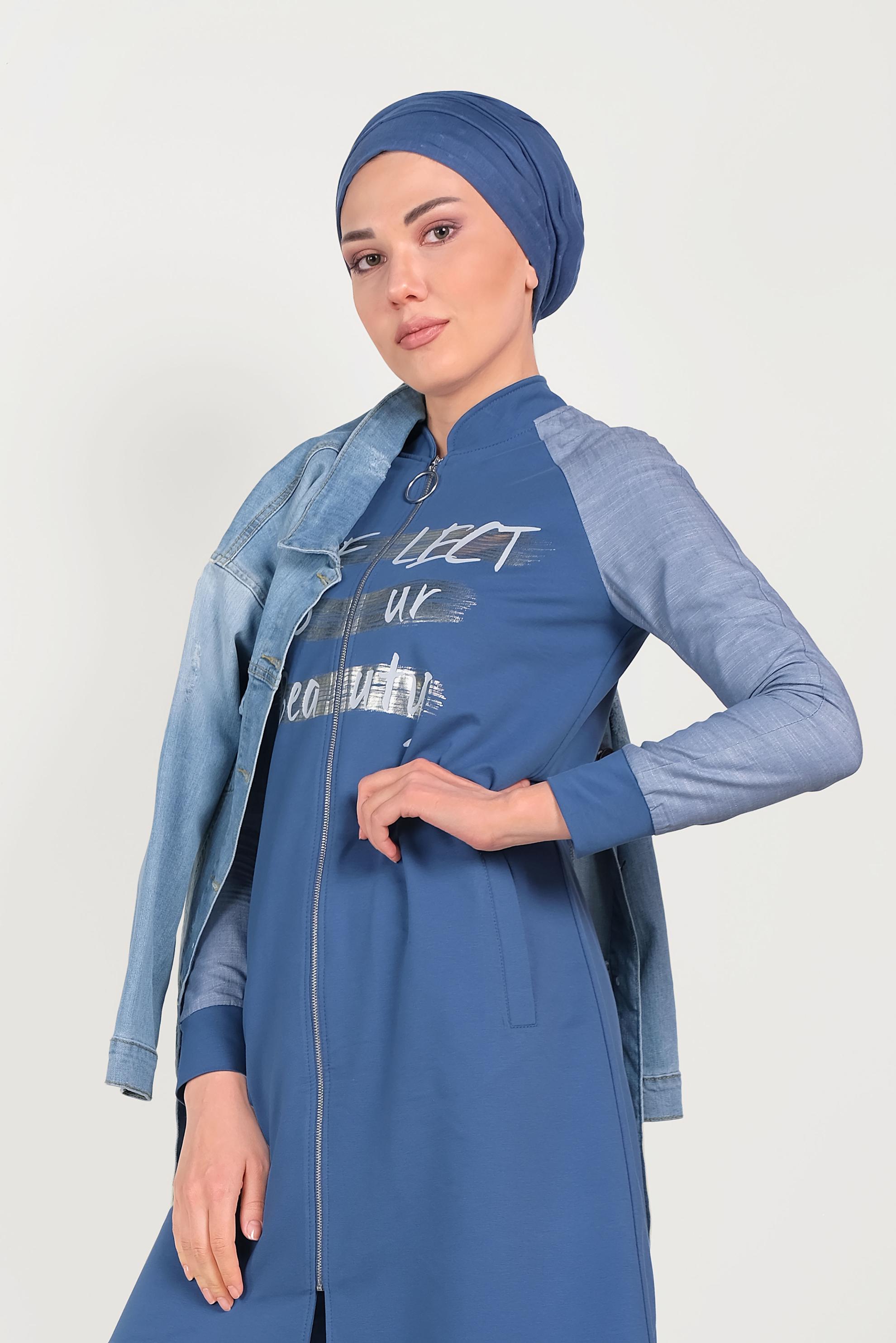 Tesettür giyim LACİVERT HAKİM YAKA YAZI BASKILI EŞOFMAN TAKIMI 40572 