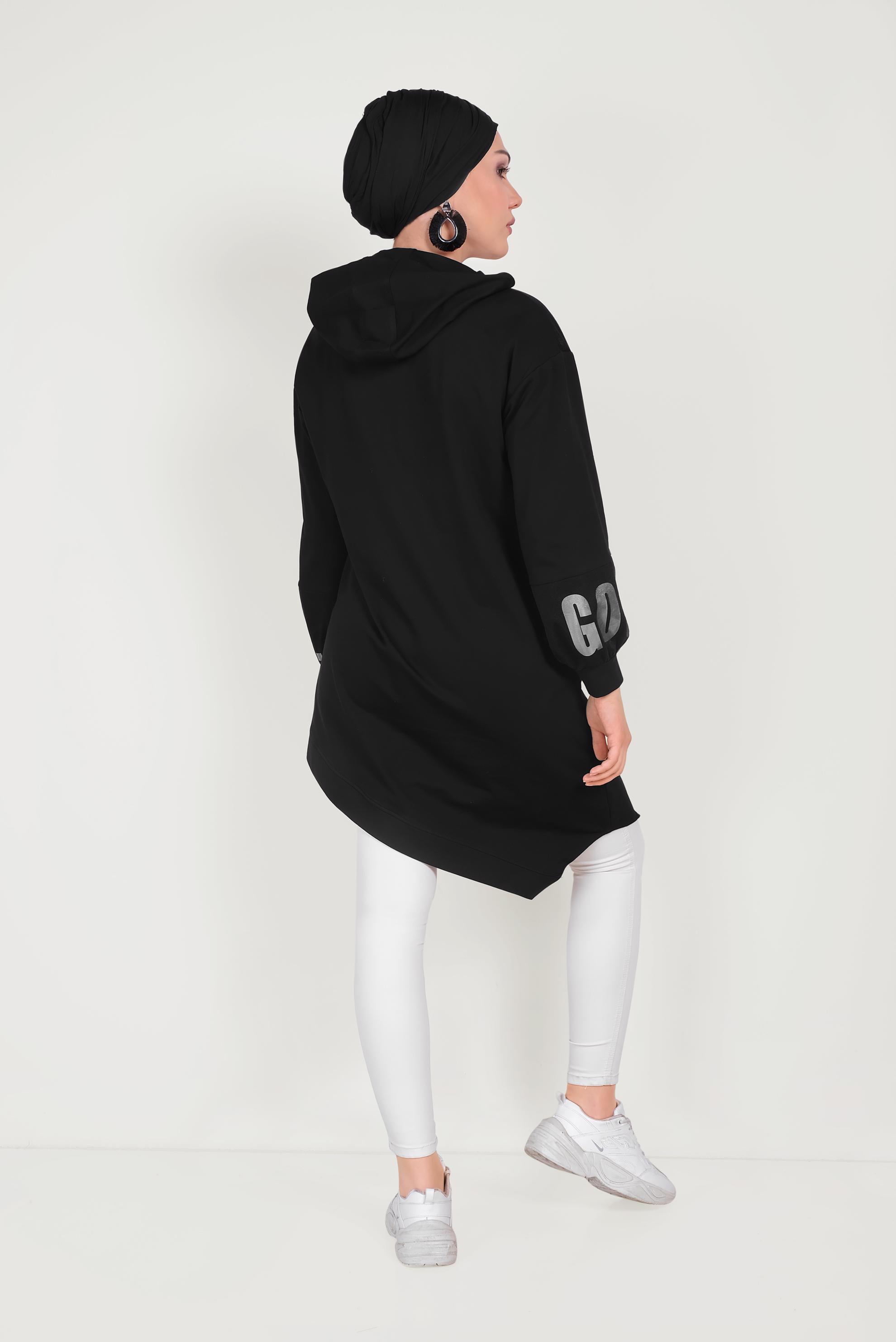 Tesettür giyim SİYAH ASİMETRİK KESİM BASKILI EŞOFMAN TUNİK 40607 