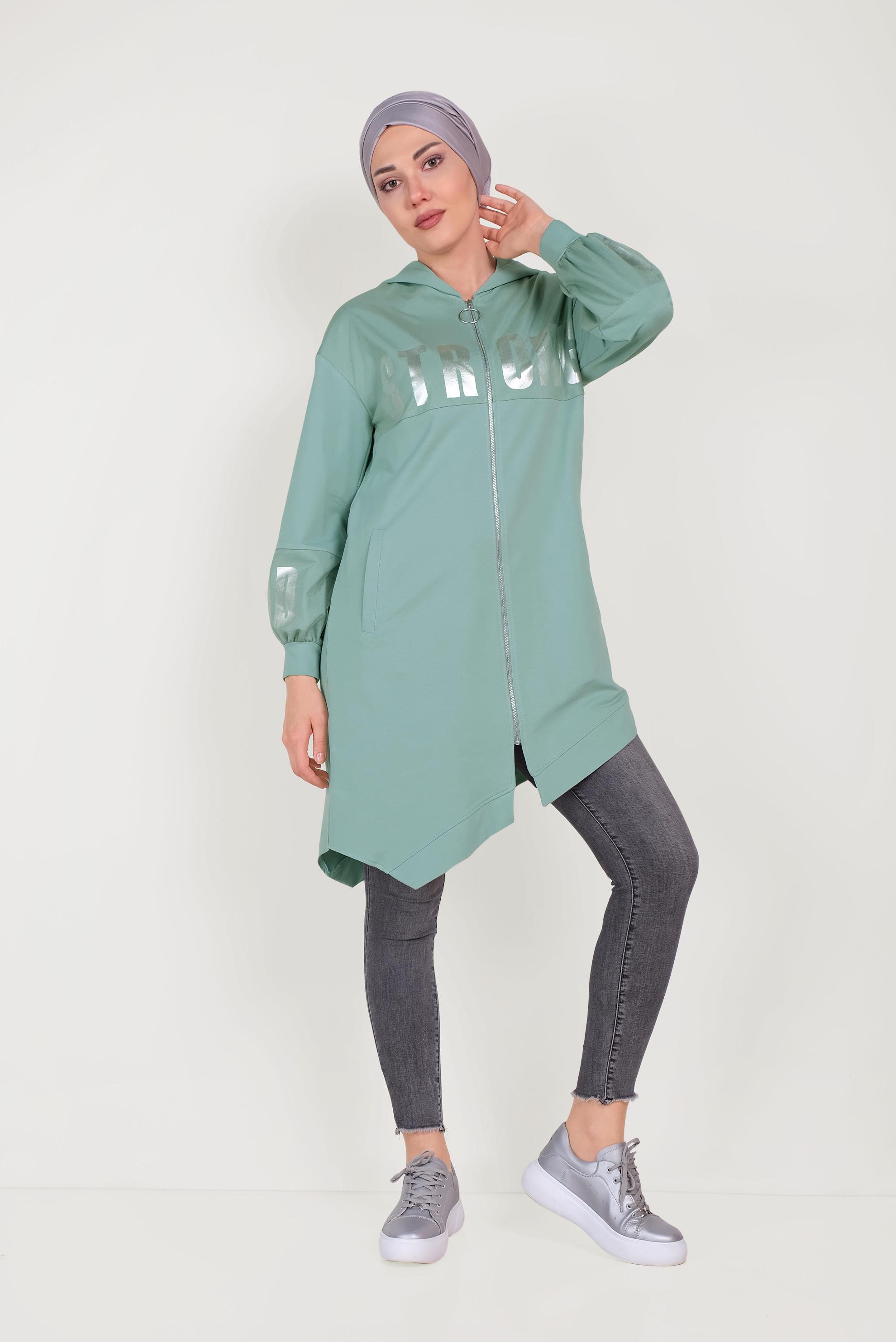 Tesettür giyim YEŞİL ASİMETRİK KESİM BASKILI EŞOFMAN TUNİK 40607 