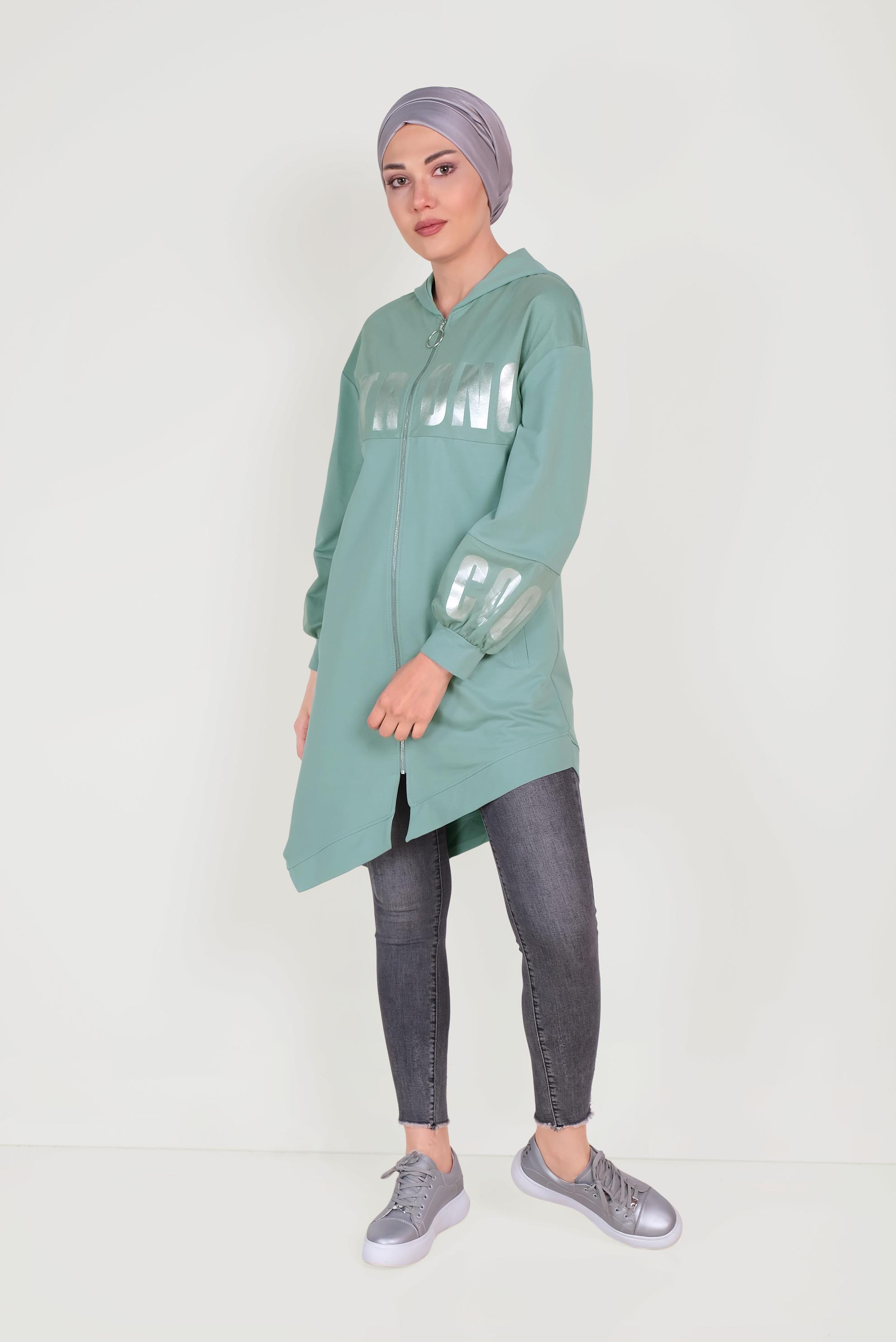 Tesettür giyim YEŞİL ASİMETRİK KESİM BASKILI EŞOFMAN TUNİK 40607 