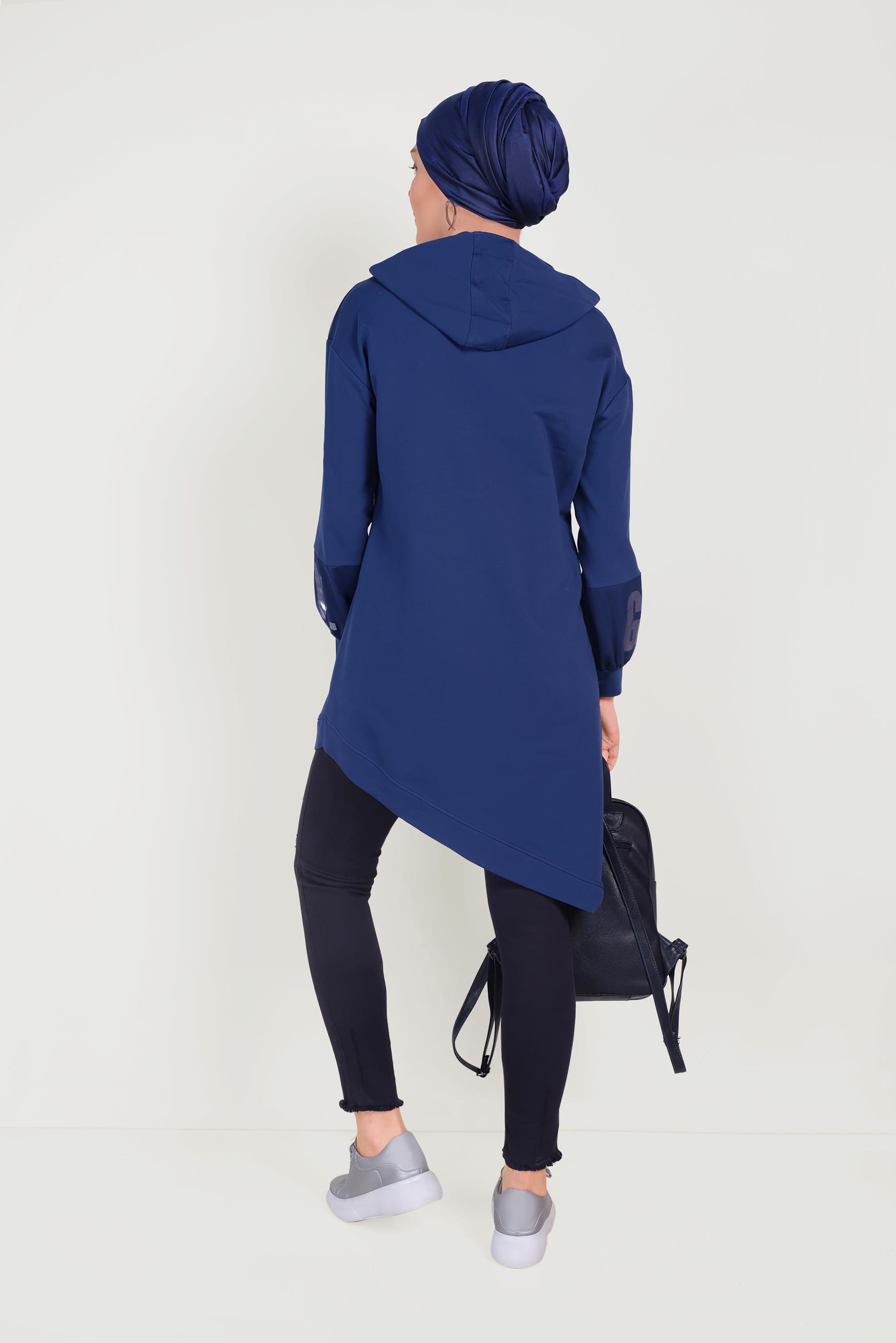 Tesettür giyim LACİVERT ASİMETRİK KESİM BASKILI EŞOFMAN TUNİK 40607 