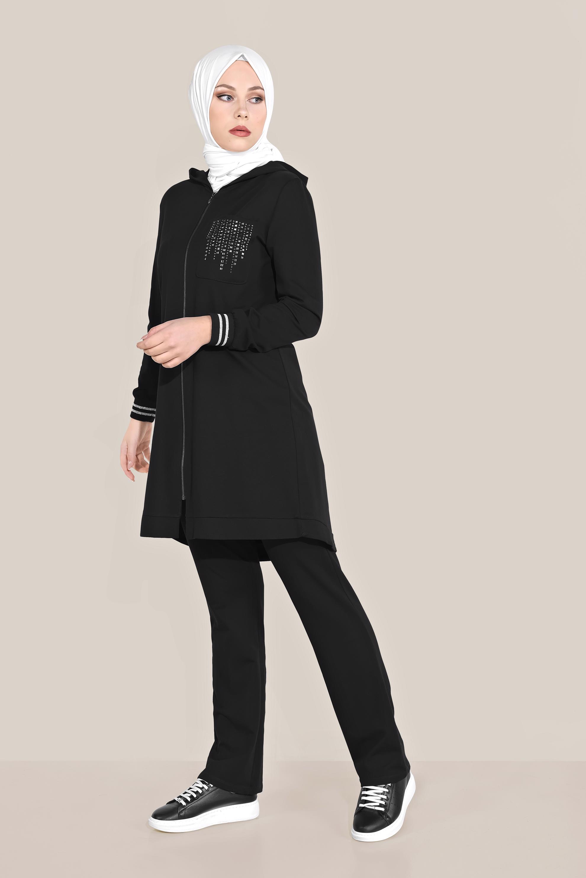 Tesettür giyim SİYAH TAŞ BASKILI İKİLİ PANTOLONLU EŞOFMAN TAKIMI 40611