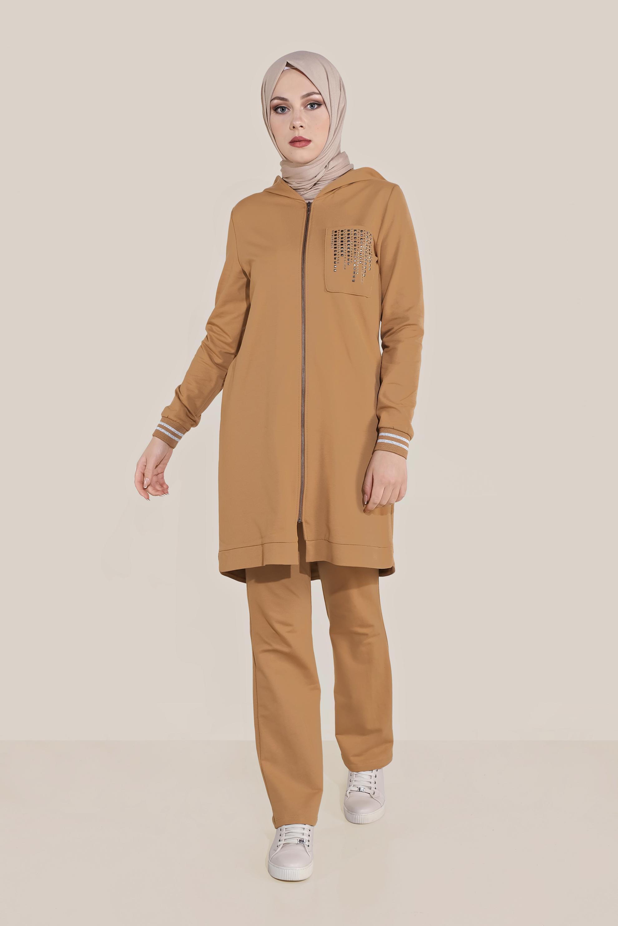 Tesettür giyim SARI TAŞ BASKILI İKİLİ PANTOLONLU EŞOFMAN TAKIMI 40611