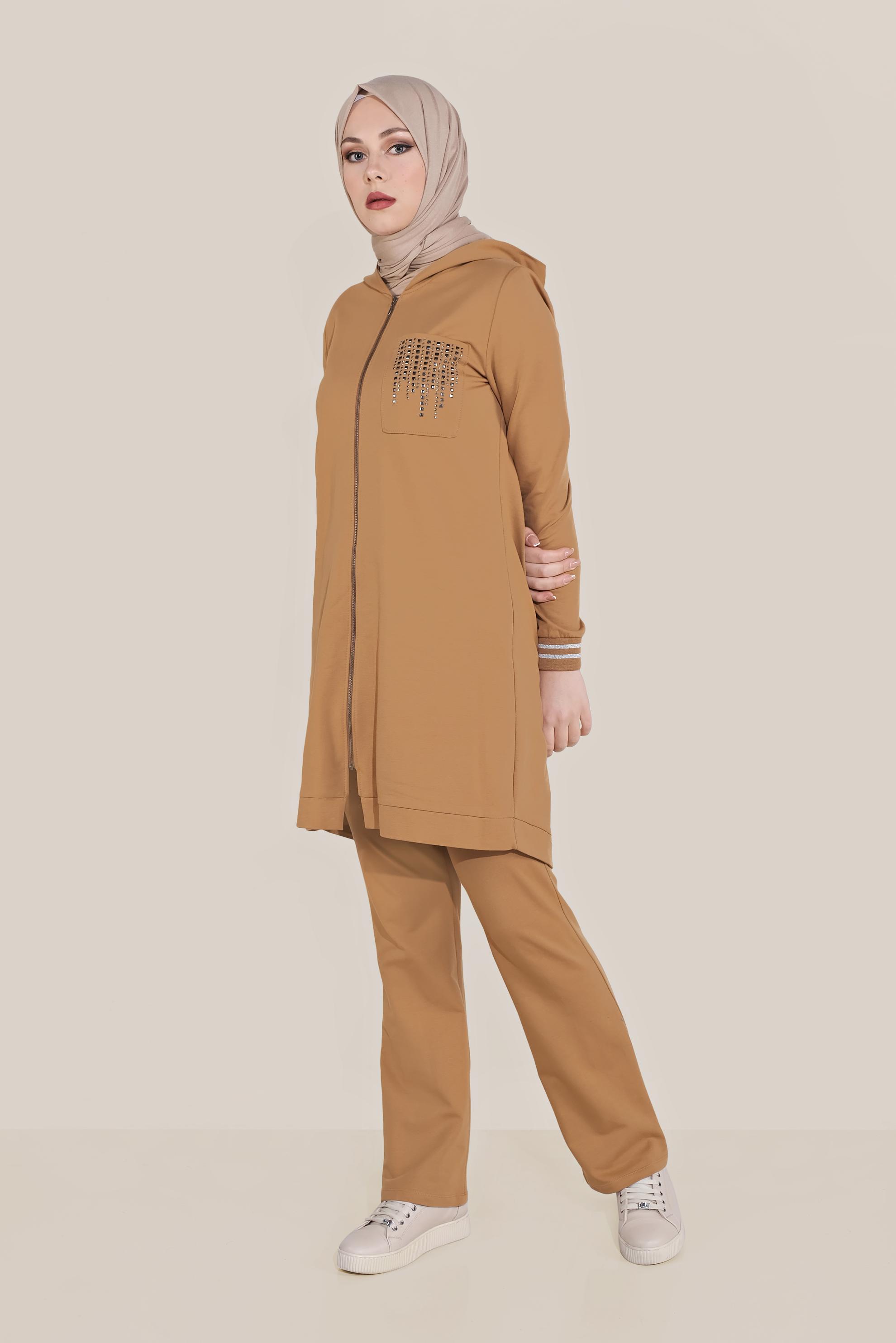 Tesettür giyim SARI TAŞ BASKILI İKİLİ PANTOLONLU EŞOFMAN TAKIMI 40611