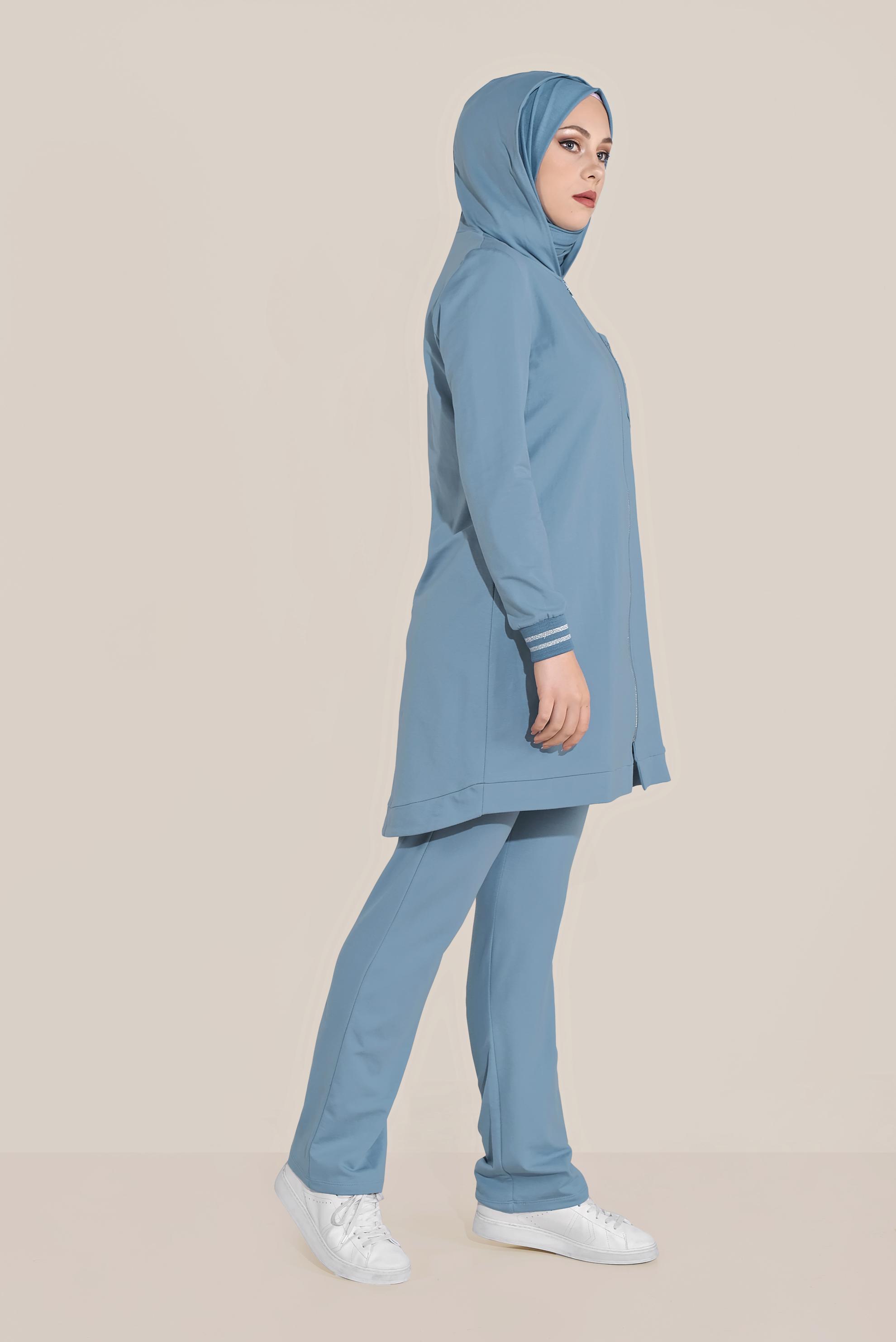 Tesettür giyim MAVİ TAŞ BASKILI İKİLİ PANTOLONLU EŞOFMAN TAKIMI 40611