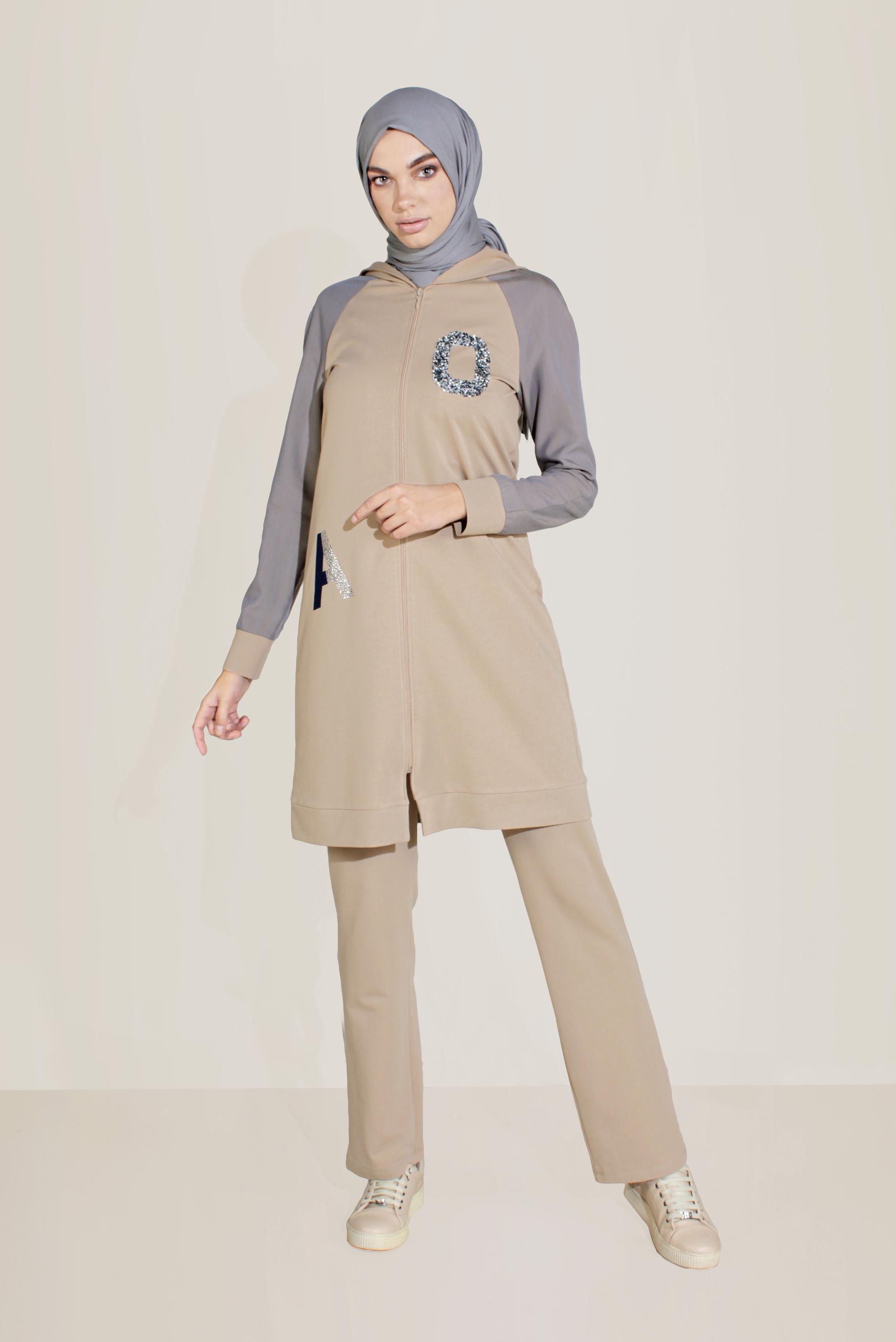 Hijab clothing BEIGE PRINTED COTTON TRACKSUIT 40655