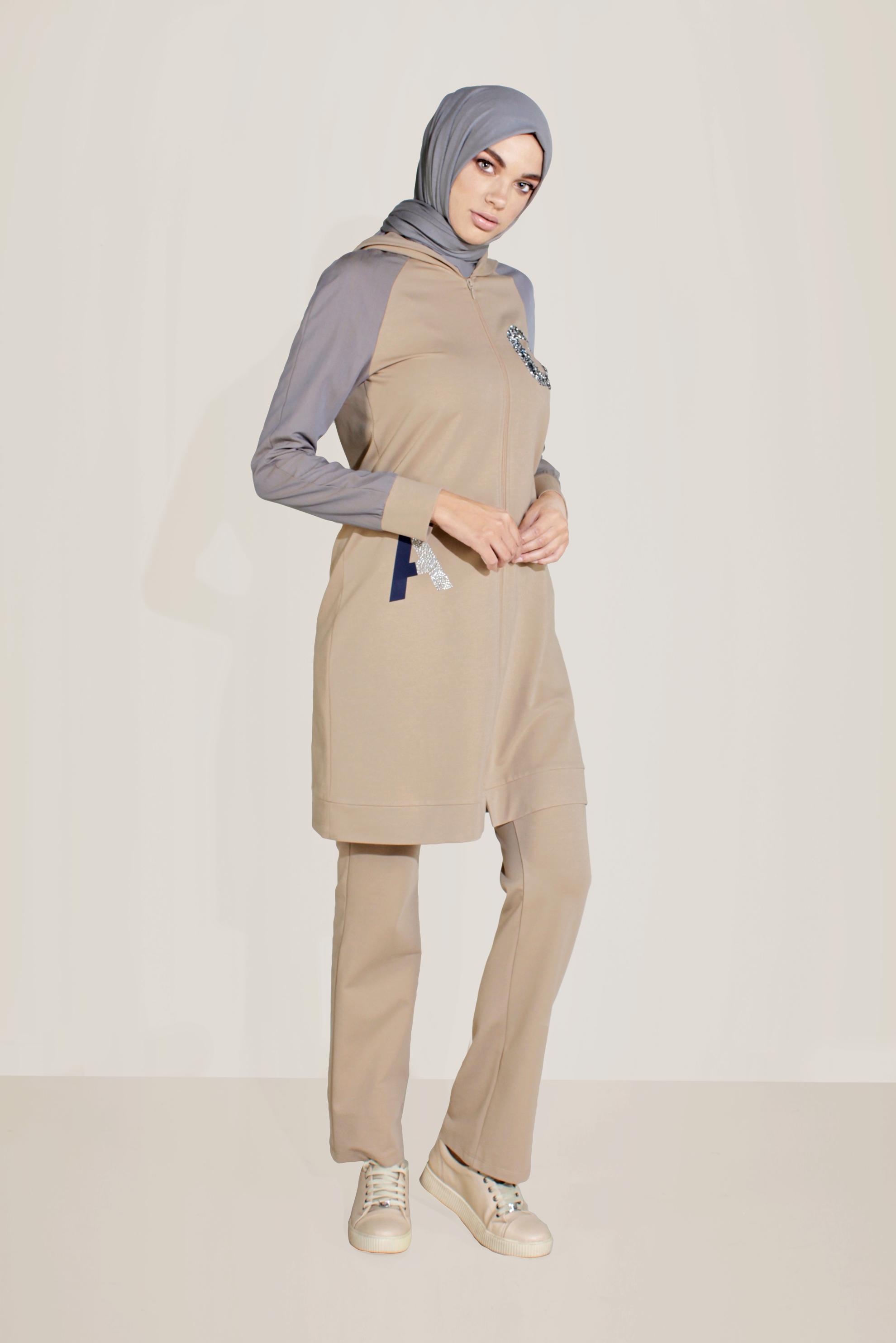 Hijab clothing BEIGE PRINTED COTTON TRACKSUIT 40655