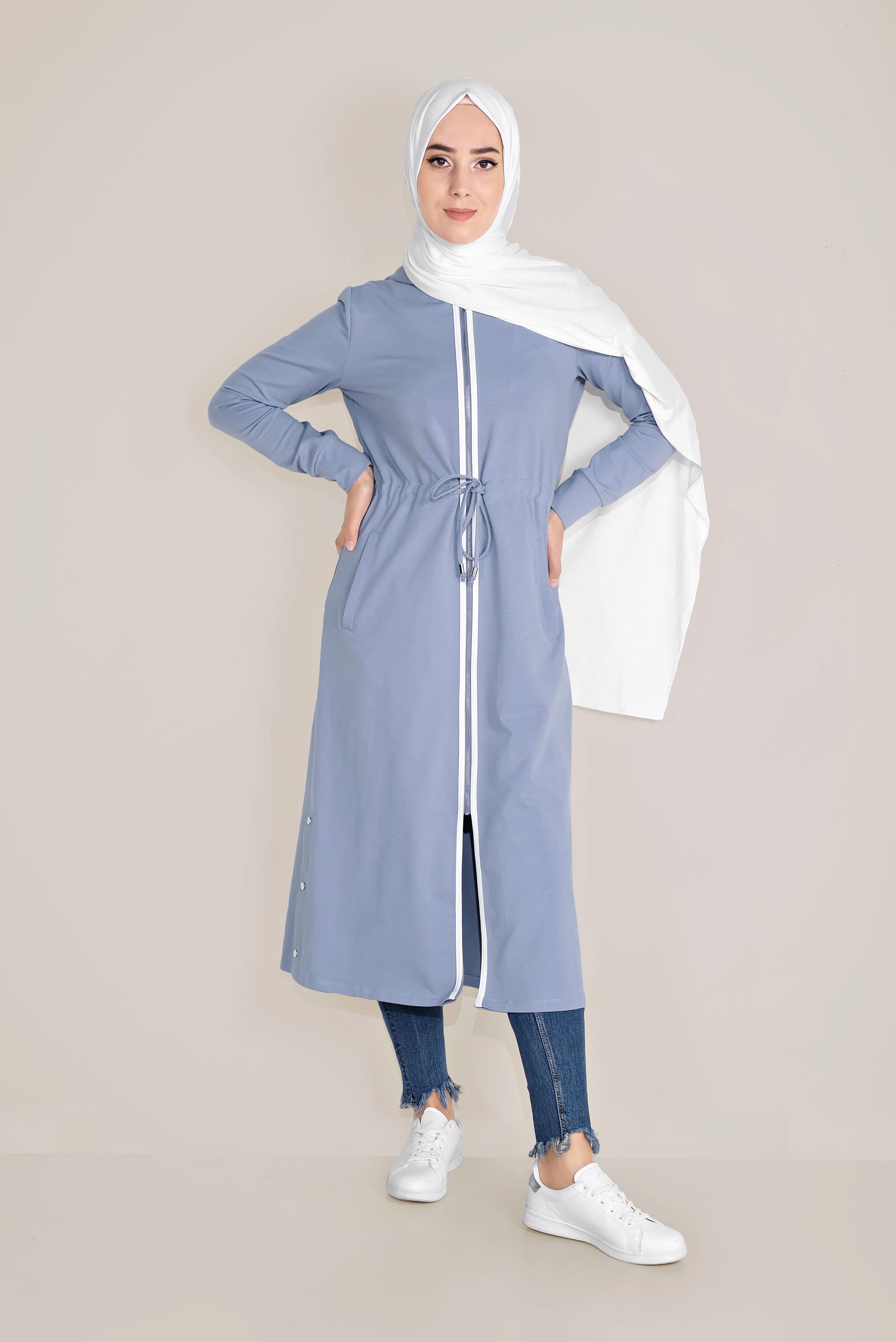 Tesettür giyim MAVİ BELDEN BÜZGÜLÜ KAPÜŞONLU EŞOFMAN TUNİK 40680