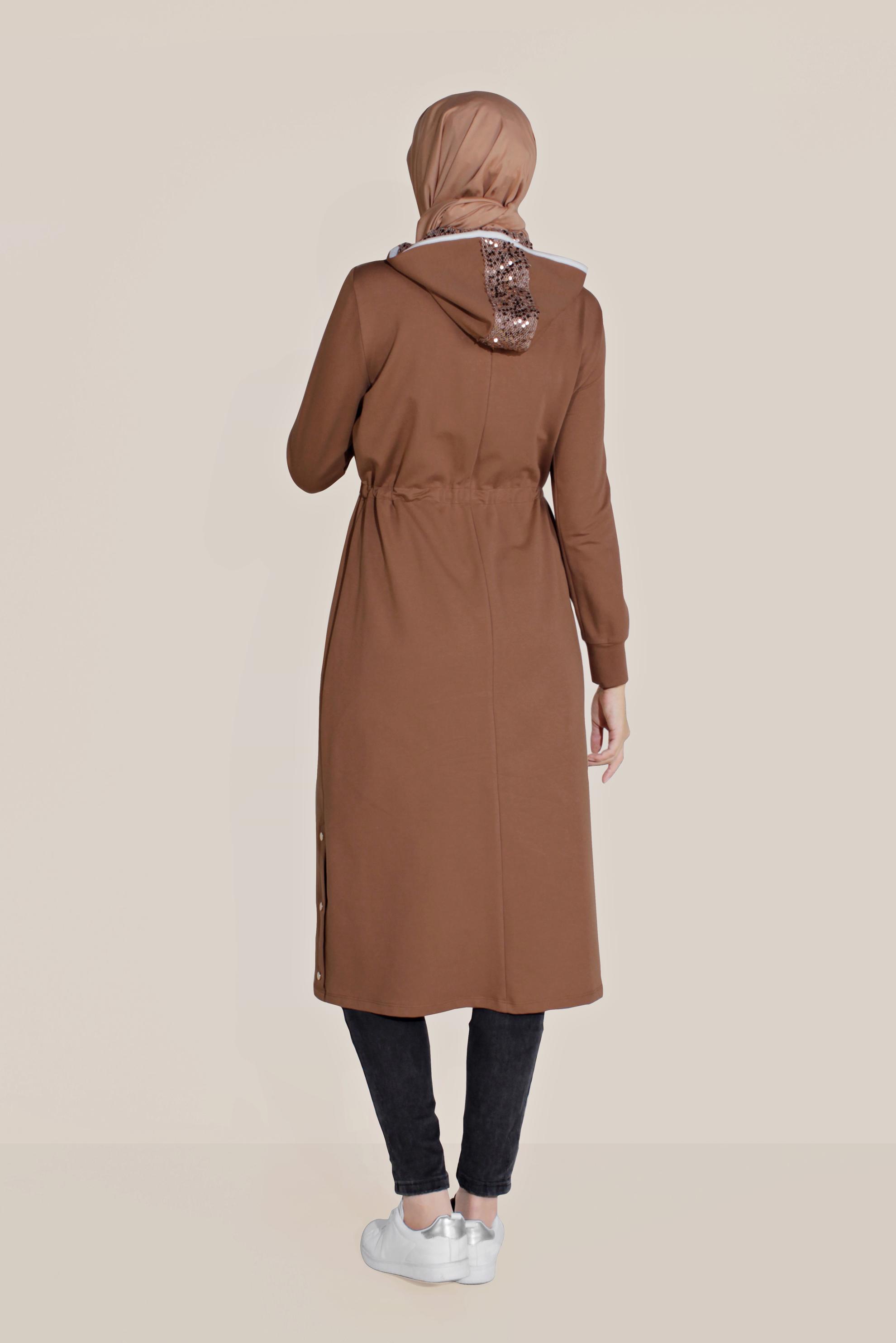 Tesettür giyim KAHVE BELDEN BÜZGÜLÜ KAPÜŞONLU EŞOFMAN TUNİK 40680