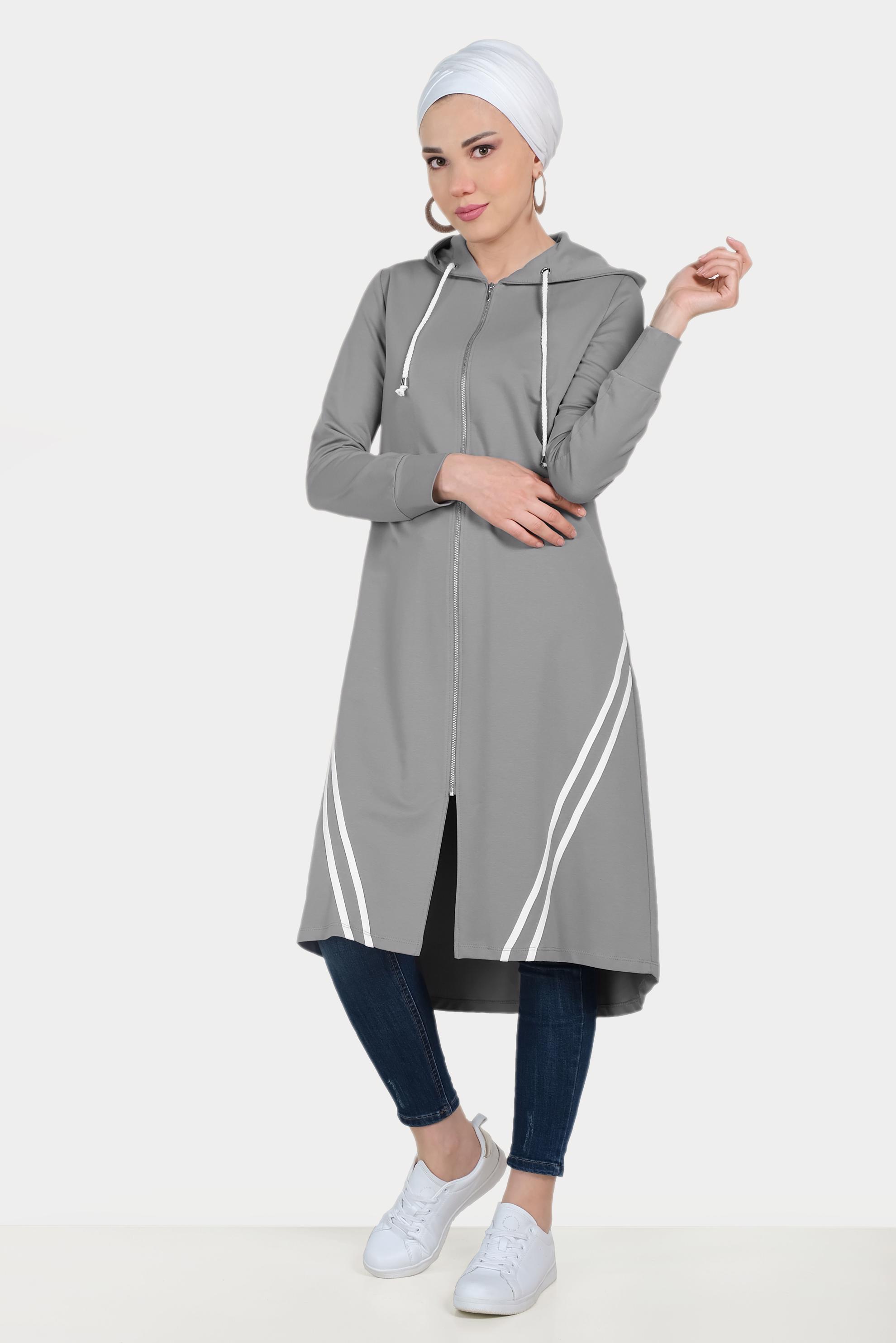 Tesettür giyim GRİ ŞERİT DETAYLI KAPÜŞONLU EŞOFMAN TUNİK 40682 