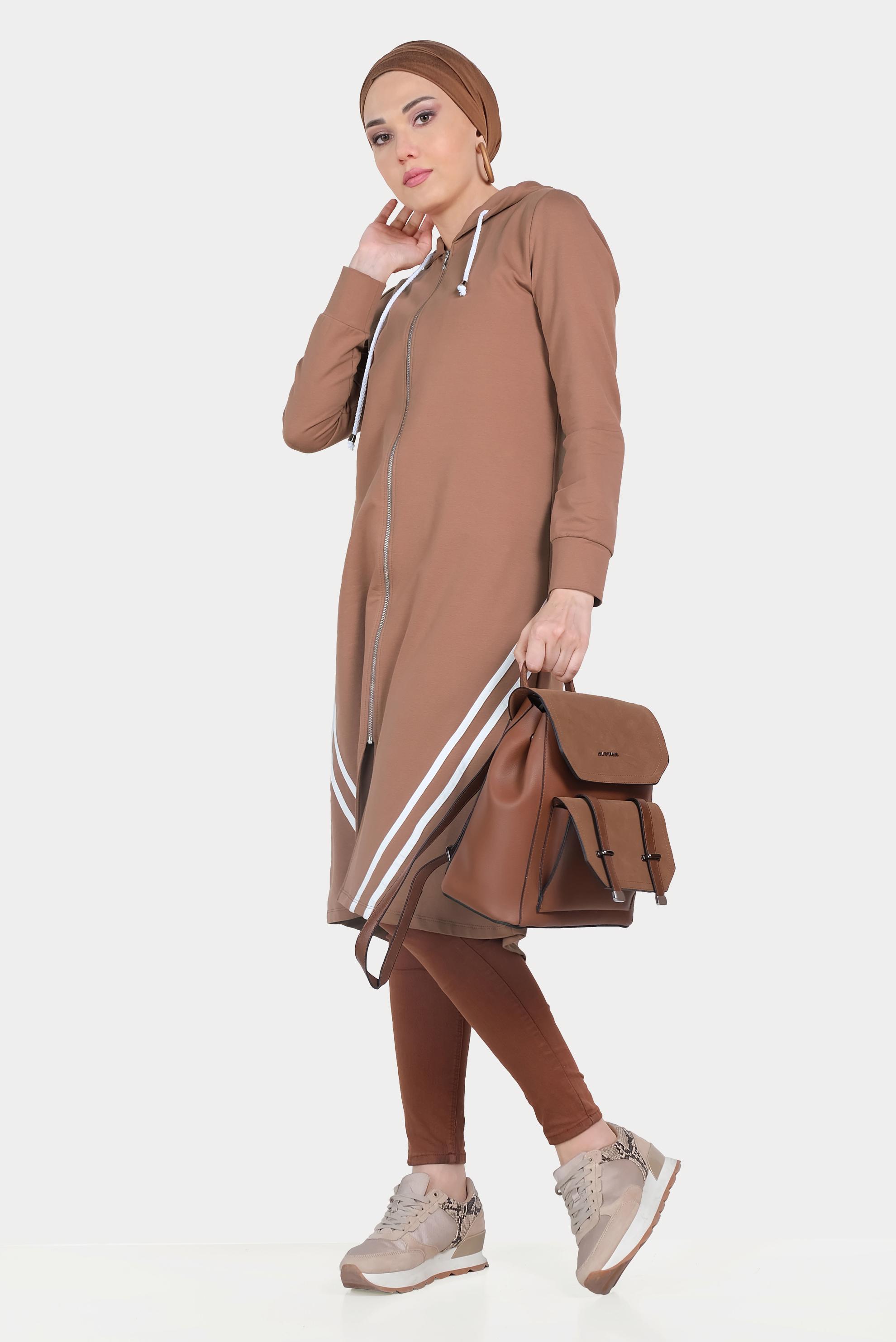 Tesettür giyim KAHVE ŞERİT DETAYLI KAPÜŞONLU EŞOFMAN TUNİK 40682 