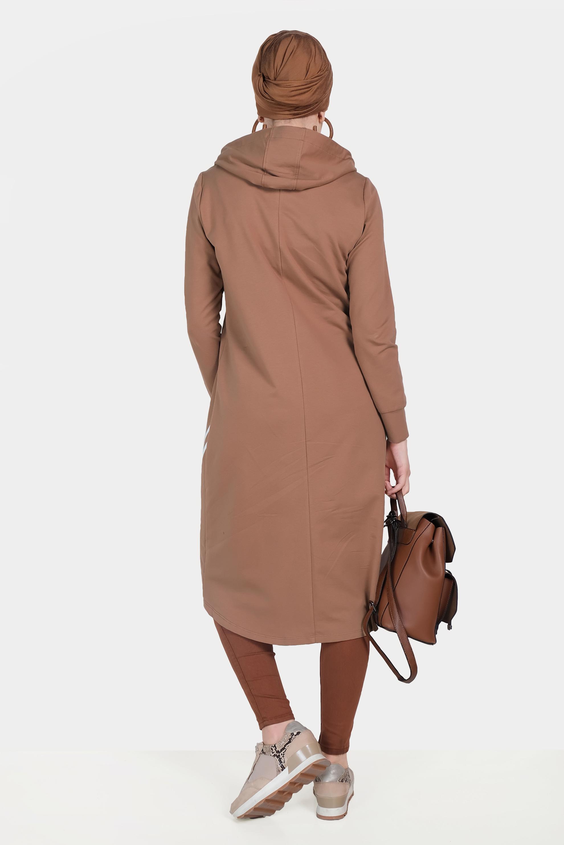 Tesettür giyim KAHVE ŞERİT DETAYLI KAPÜŞONLU EŞOFMAN TUNİK 40682 