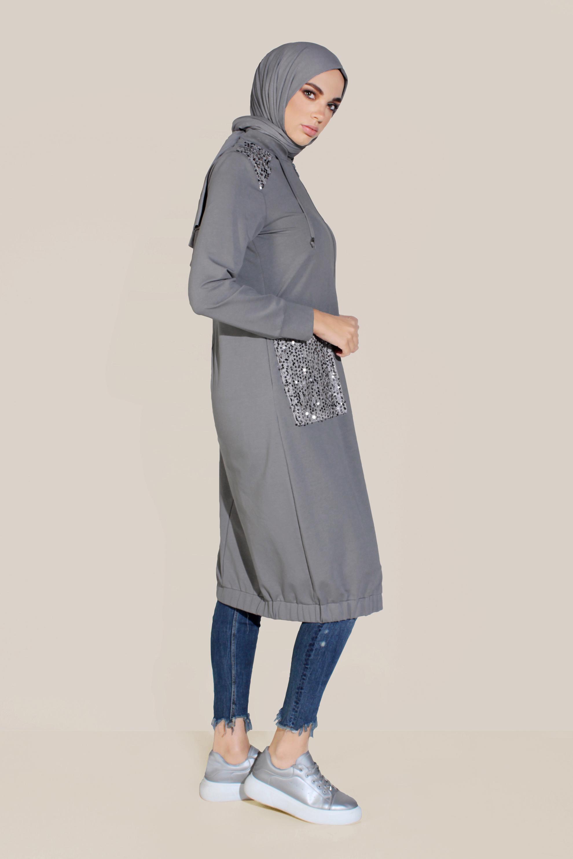 Tesettür giyim GRİ CEPLERİ PULLU HAKİM YAKA EŞOFMAN TUNİK 40683