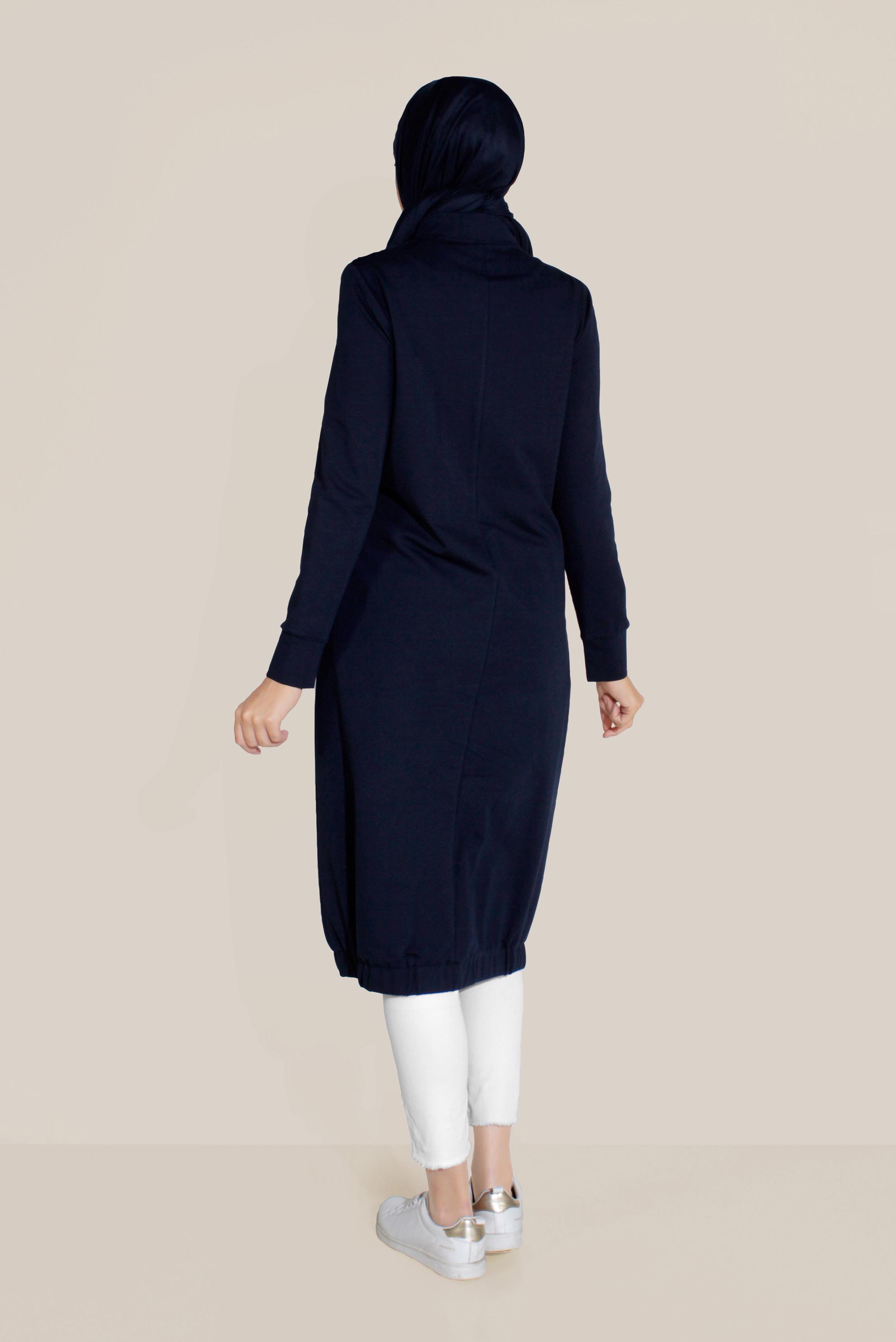 Tesettür giyim LACİVERT CEPLERİ PULLU HAKİM YAKA EŞOFMAN TUNİK 40683