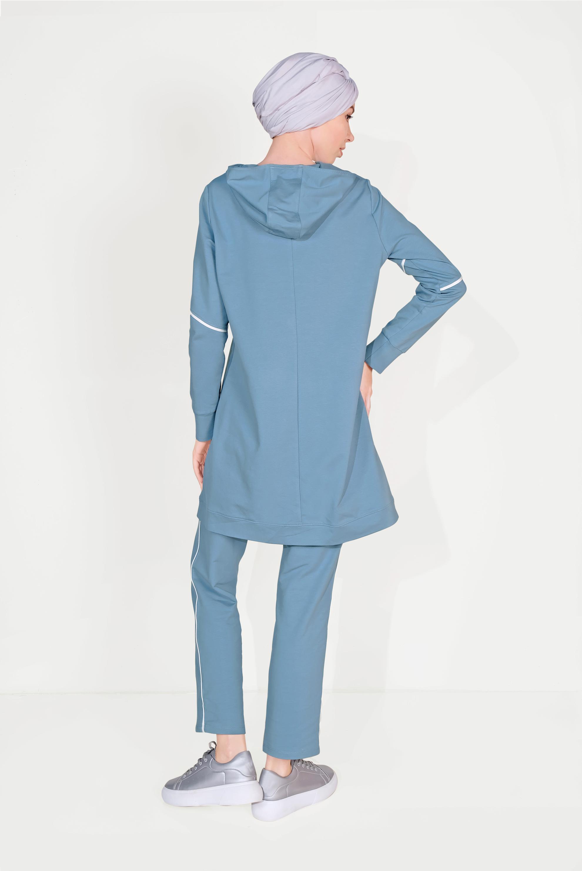 Tesettür giyim MAVİ PAMUKLU TAŞ BASKILI KAPÜŞONLU EŞOFMAN TAKIM 40685