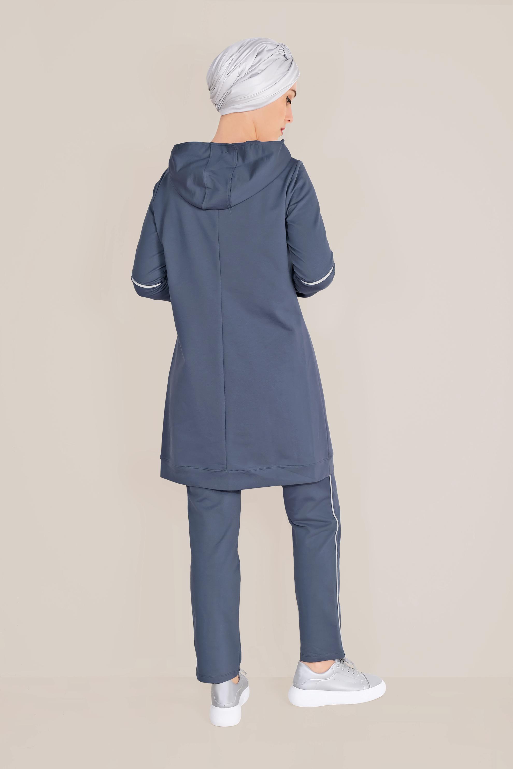 Tesettür giyim LACİVERT PAMUKLU TAŞ BASKILI KAPÜŞONLU EŞOFMAN TAKIM 40685