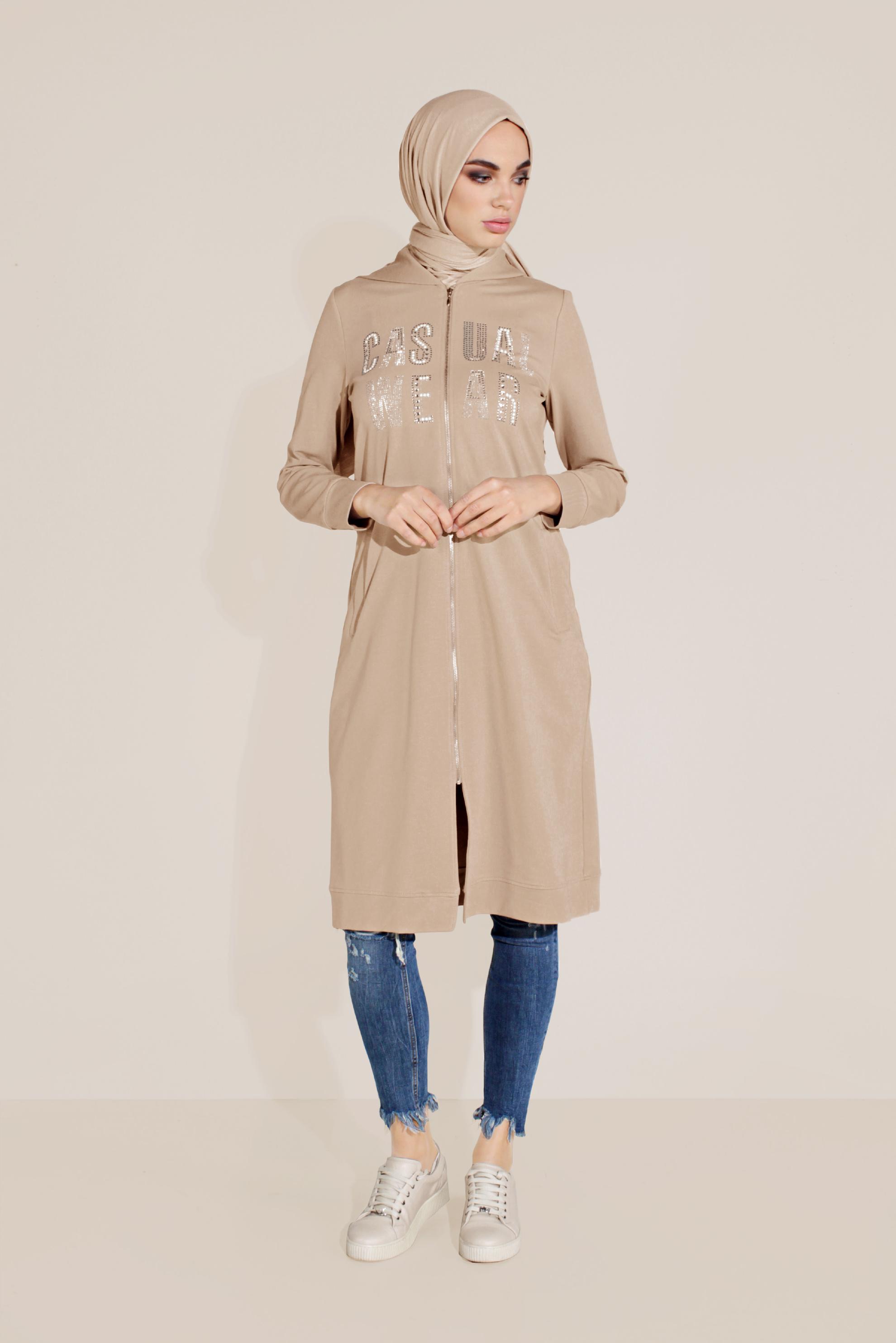Tesettür giyim BEJ PAMUKLU BASKILI FERMUARLI EŞOFMAN TUNİK 40720