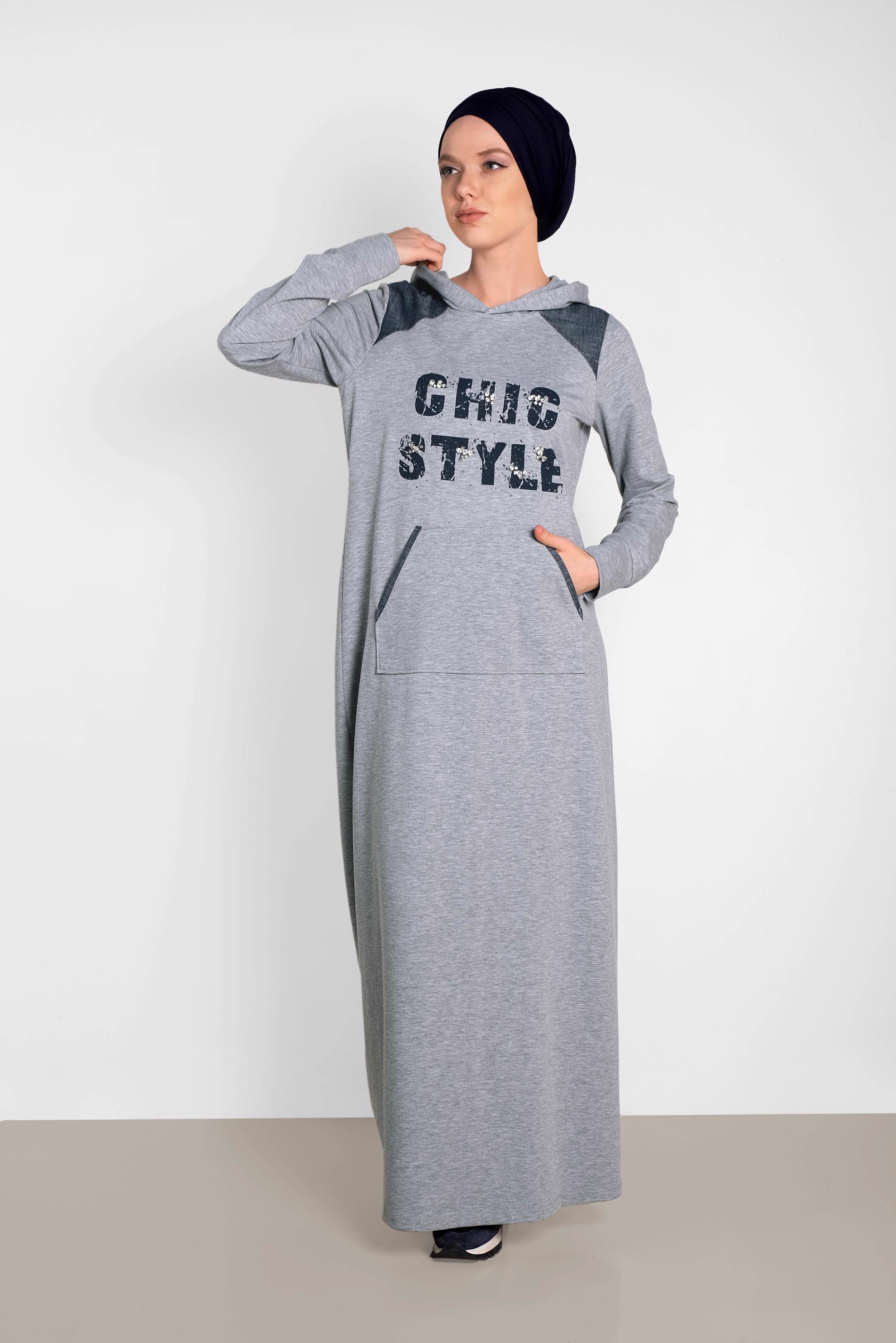 Tesettür giyim GRİ BASKILI VE BONCUK İŞLEMELİ EŞOFMAN ELBİSE 4280