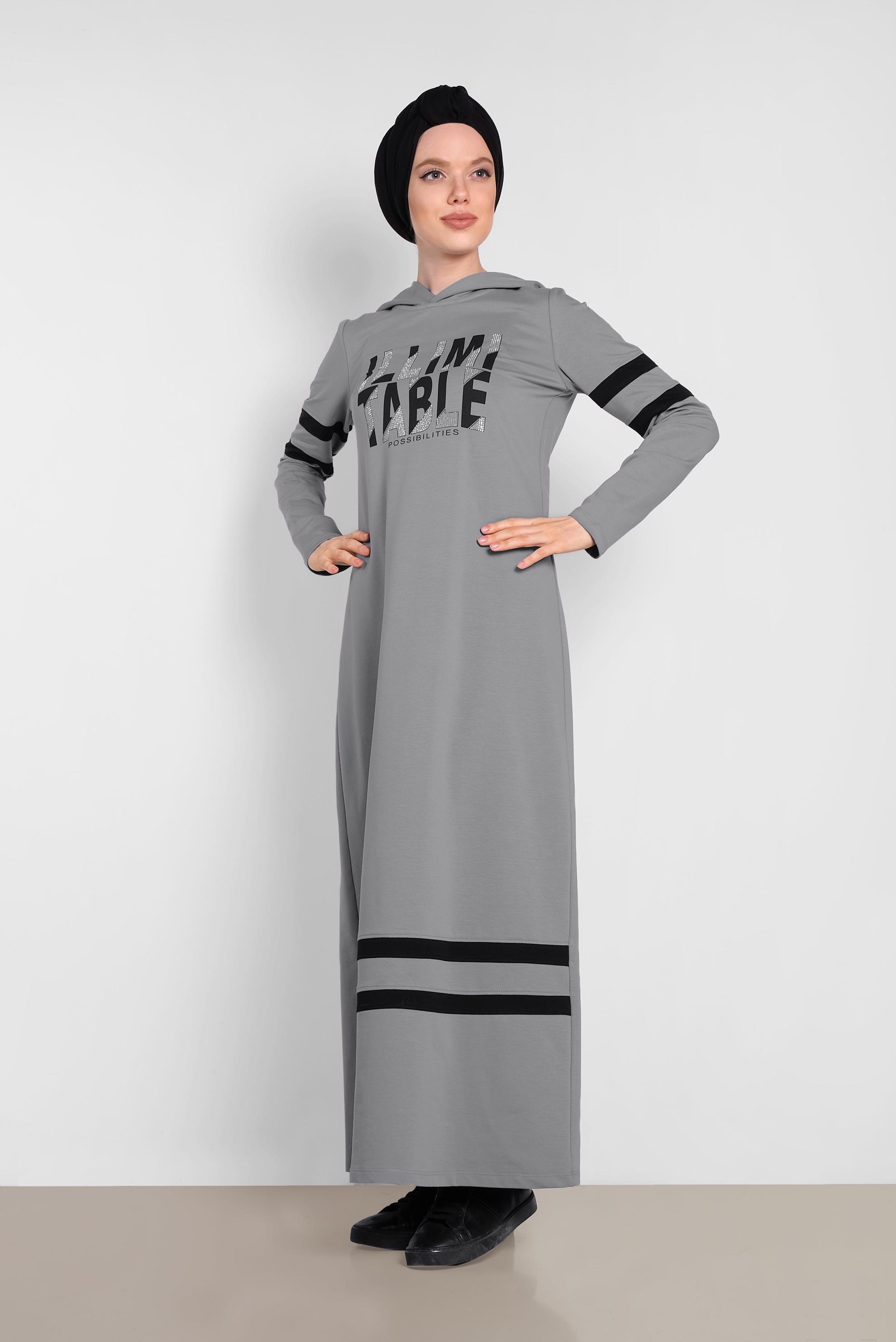 Tesettür giyim GRİ BASKILI KAPÜŞONLU EŞOFMAN ELBİSE 4339