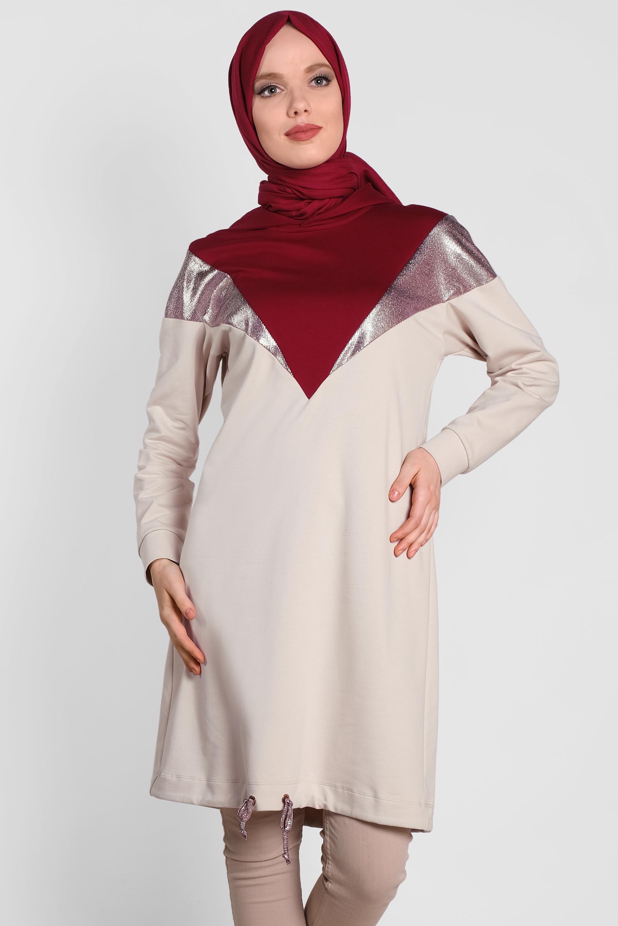 Tesettür giyim BEJ SİMLİ ETEK UCU BÜZGÜLÜ EŞOFMAN TUNİK 4483