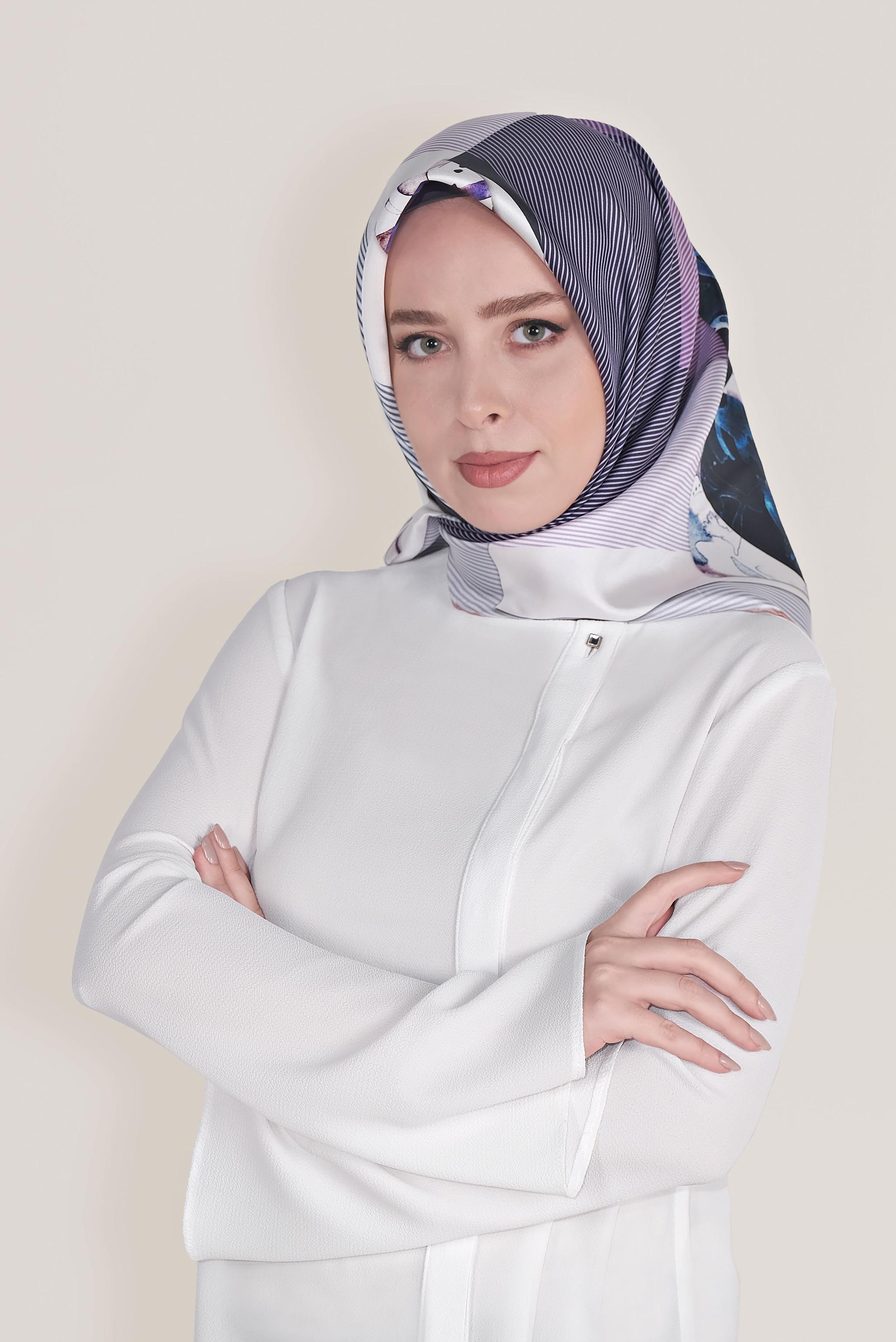 Tesettür giyim LACİVERT ALVİNA TWİLL İPEK EŞARP 5378 