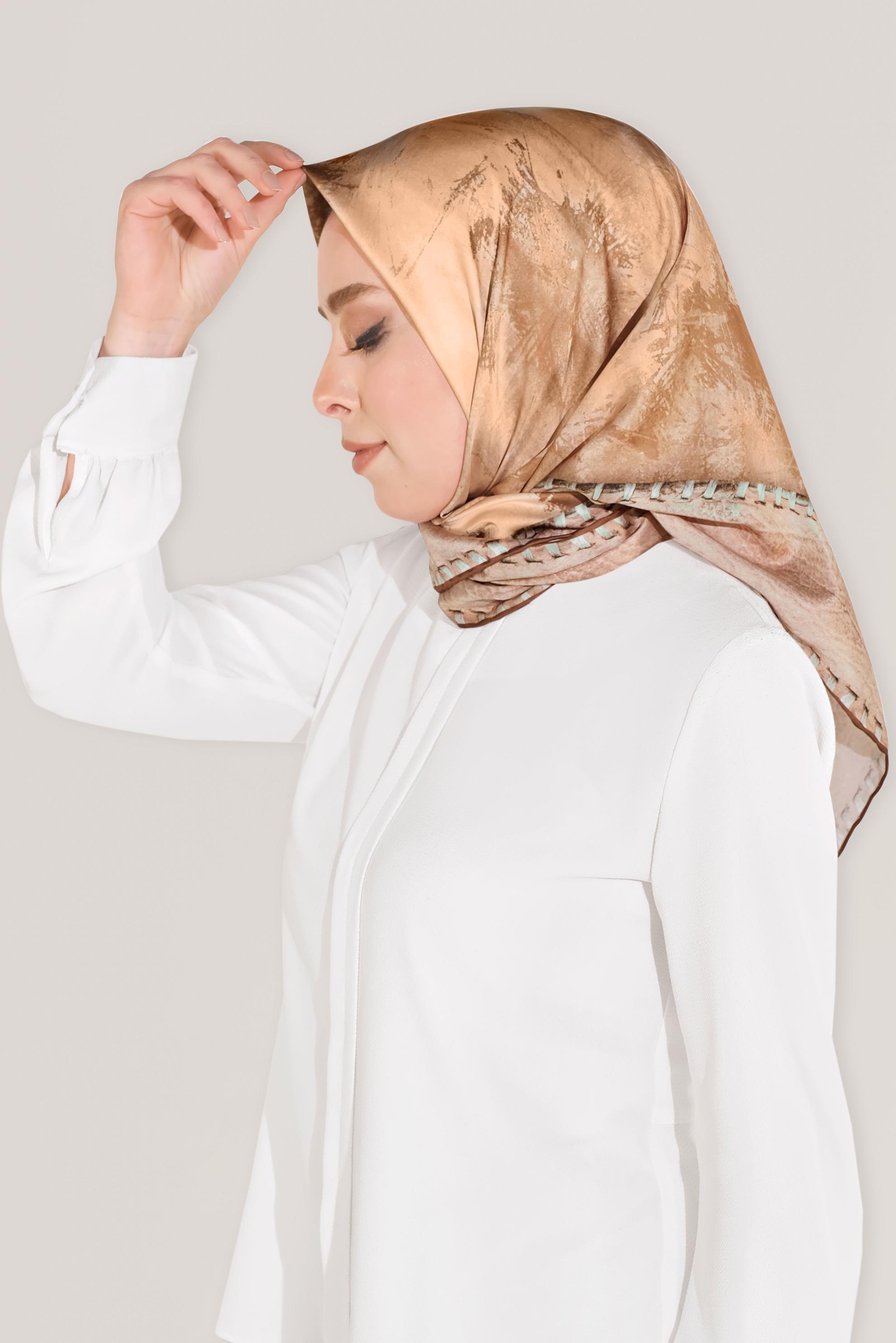 Tesettür giyim ALTIN ALVİNA DİJİTAL EŞARP 8025 