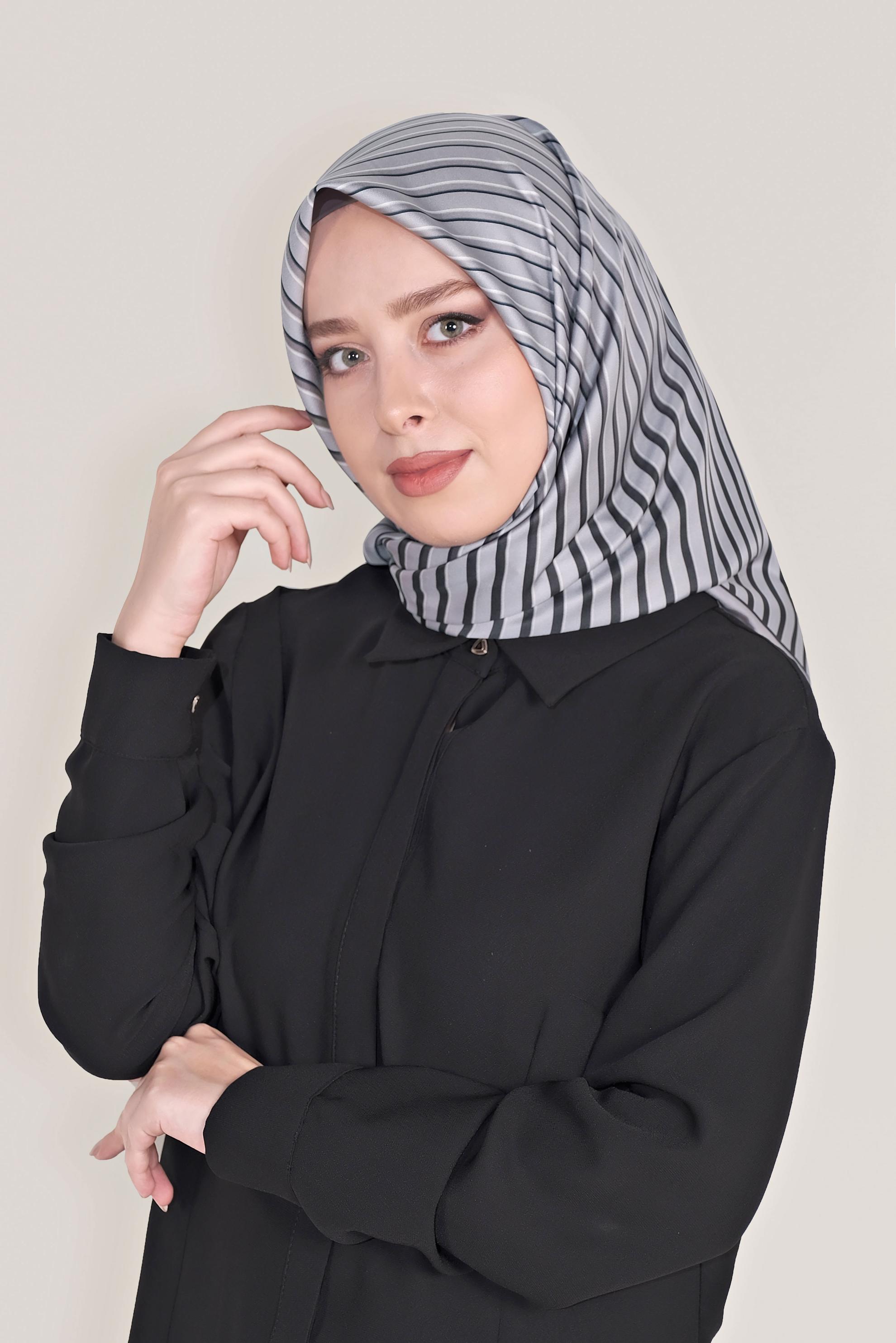 Tesettür giyim GRİ ALVİNA DİJİTAL TWİLL EŞARP 8031 