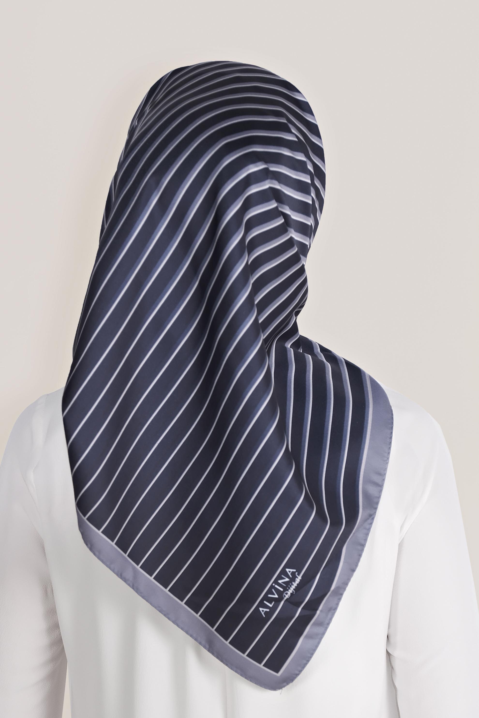 Vêtements hijab BLEU MARINE FOULARD A RAYURES ALVİNA 8031