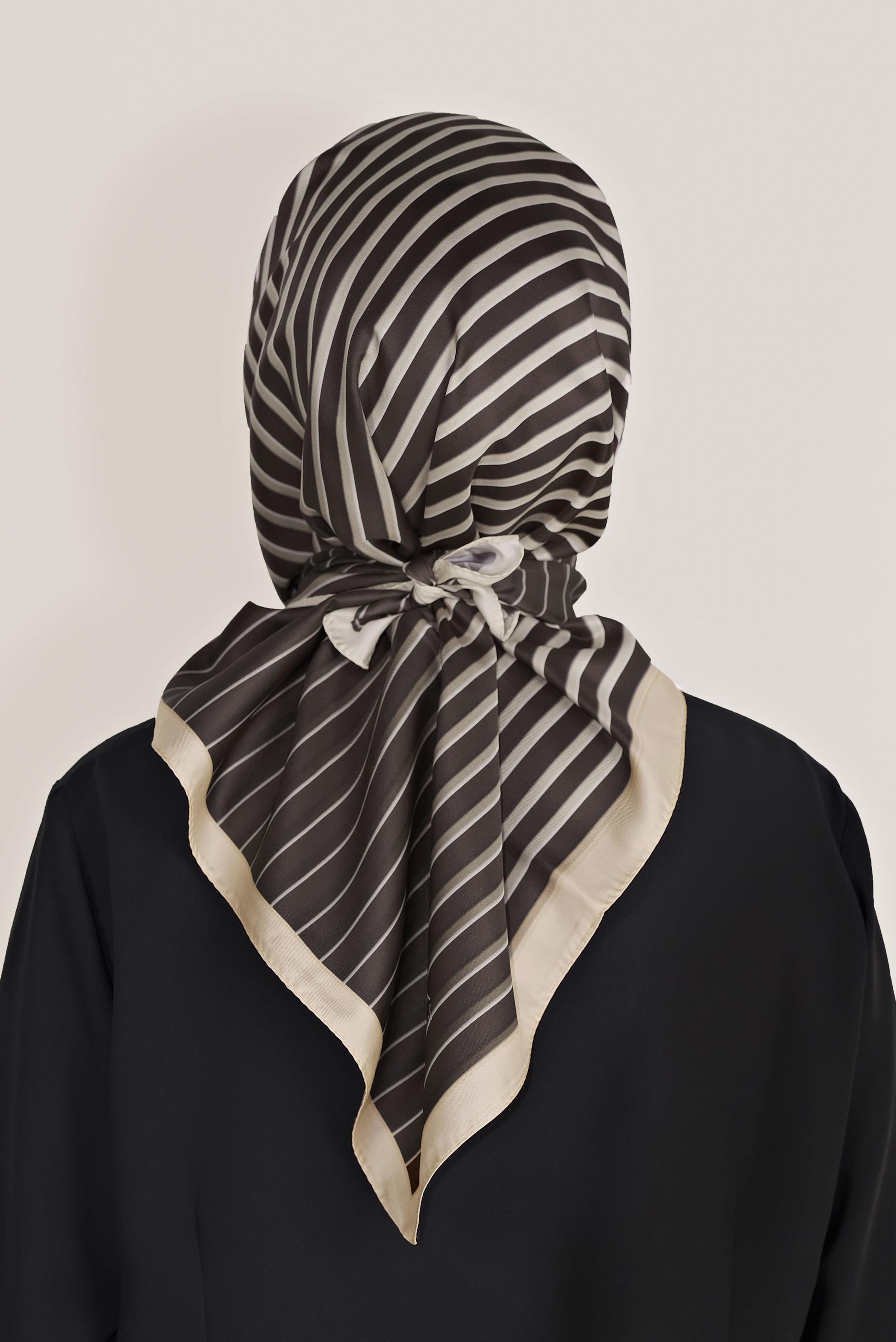 Tesettür giyim PUDRA ALVİNA DİJİTAL TWİLL EŞARP 8031 