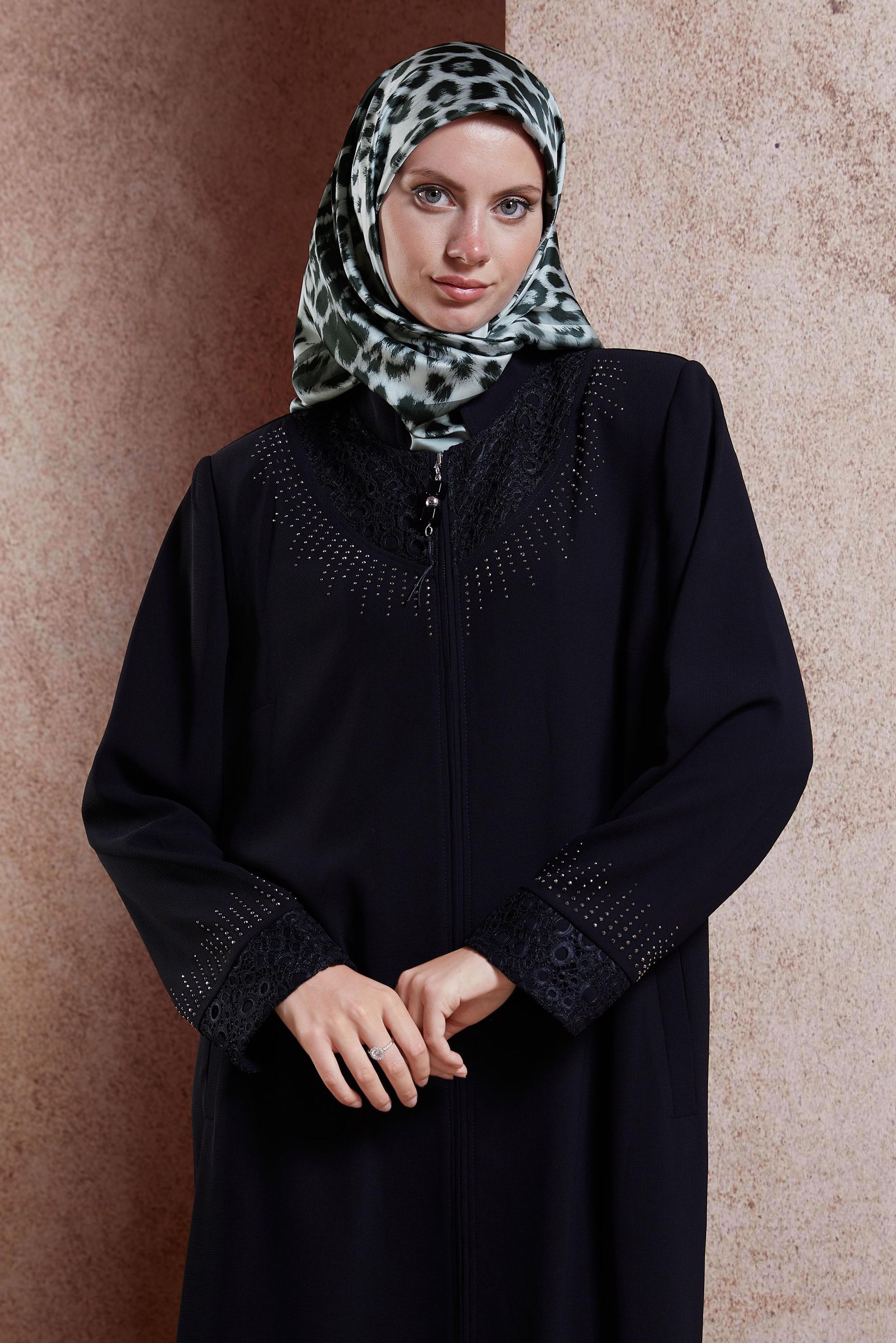 Tesettür giyim GÜMÜŞ ALVİNA DİJİTAL LEOPAR EŞARP 8032 