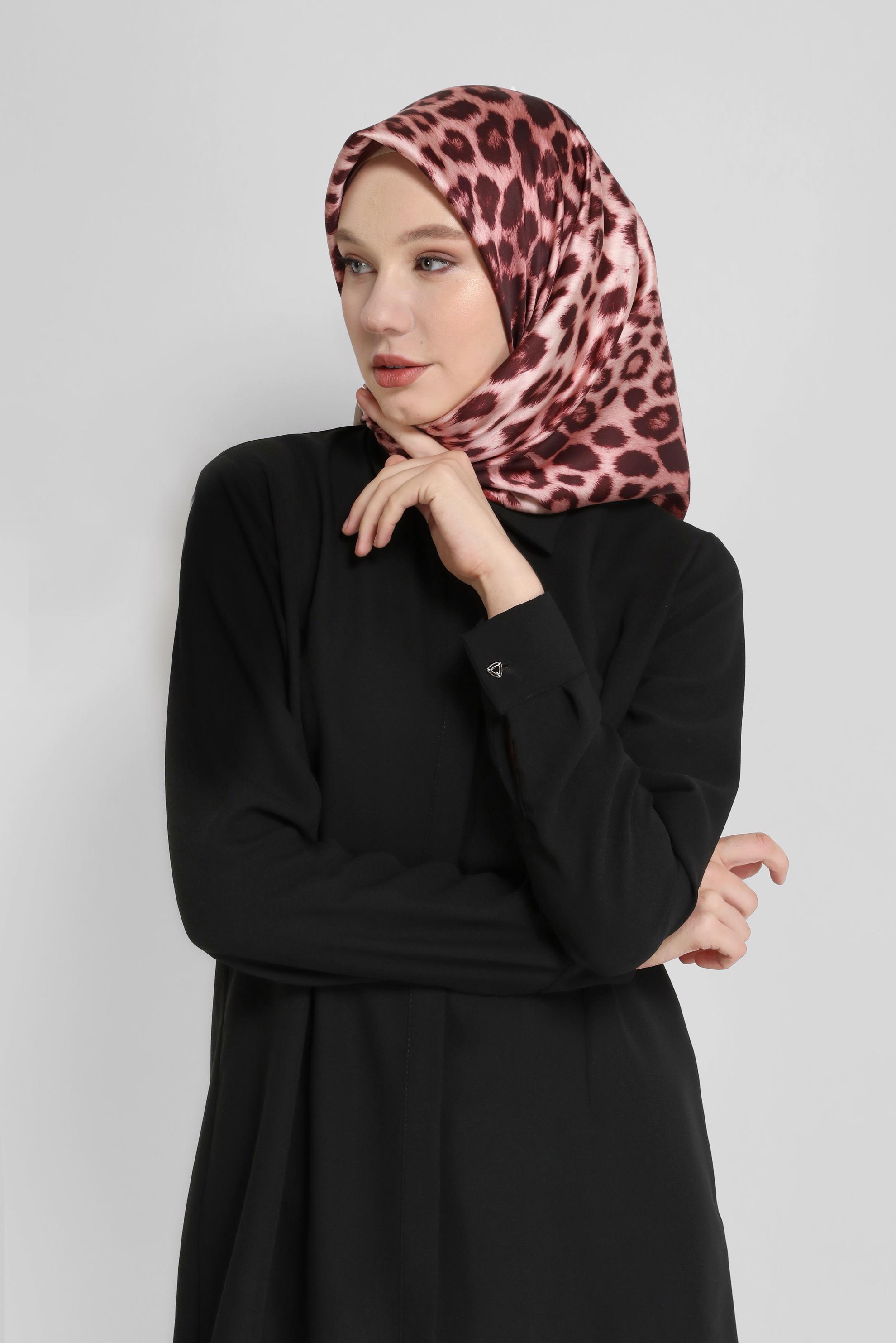 Tesettür giyim VİZON ALVİNA DİJİTAL LEOPAR EŞARP 8032 