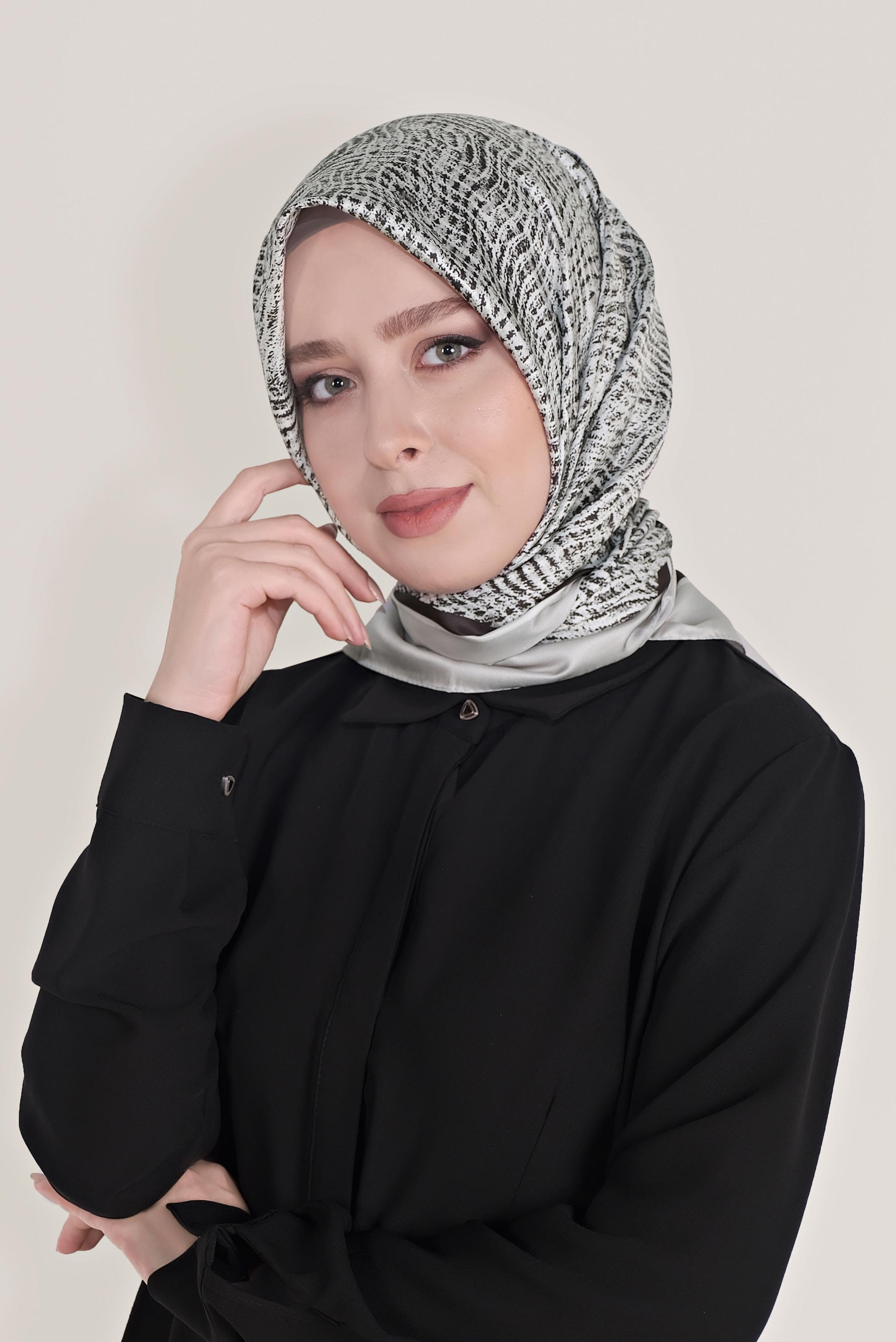 Tesettür giyim GRİ ALVİNA DİJİTAL TWİLL EŞARP 8036 