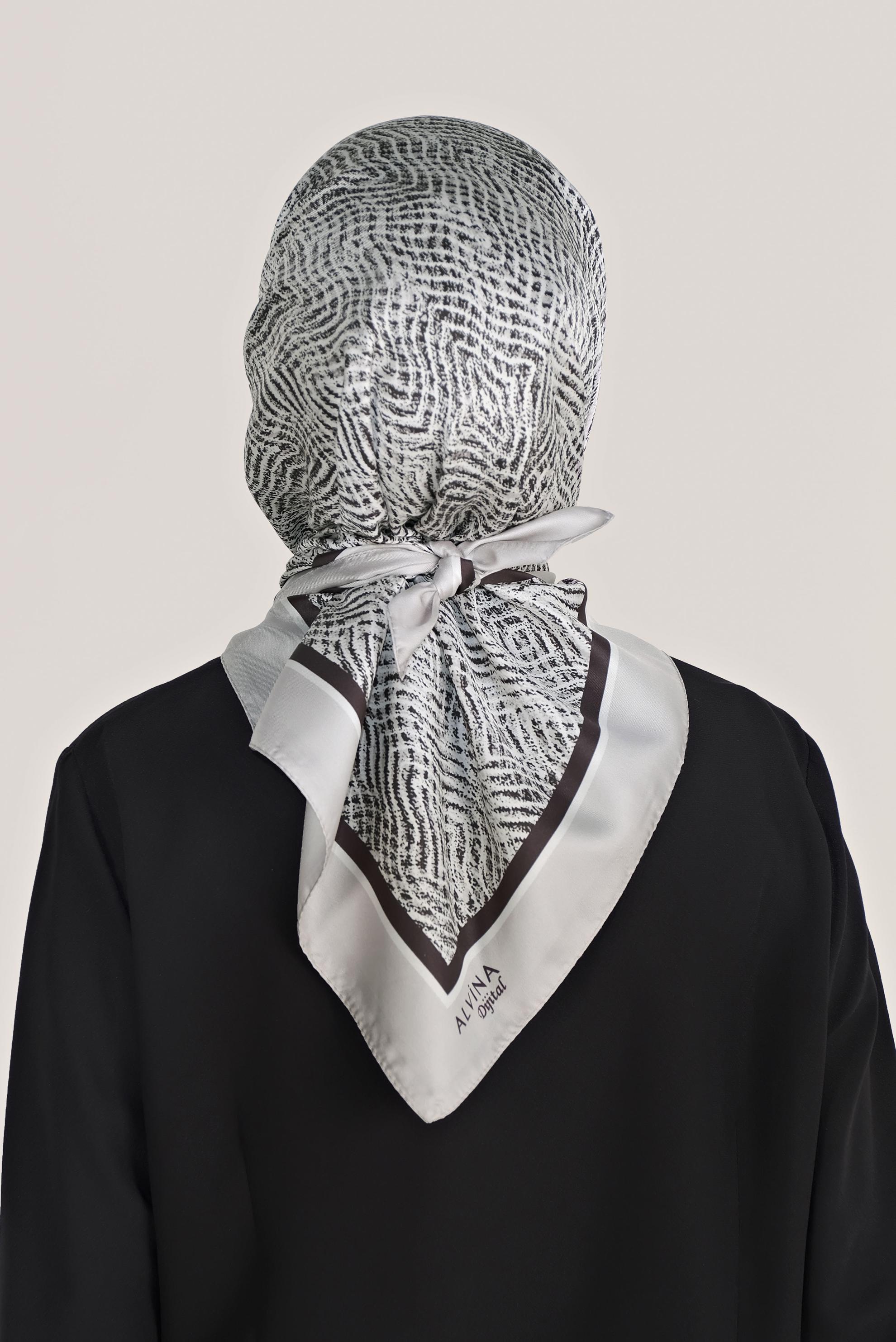 Tesettür giyim GRİ ALVİNA DİJİTAL TWİLL EŞARP 8036 