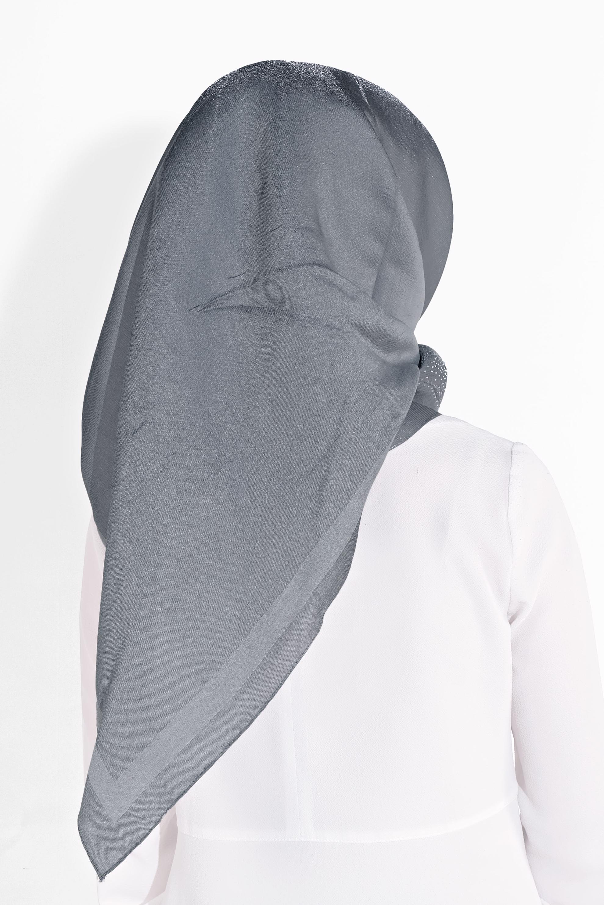 Tesettür giyim GRİ 8038 ALVİNA TAŞLI EŞARP