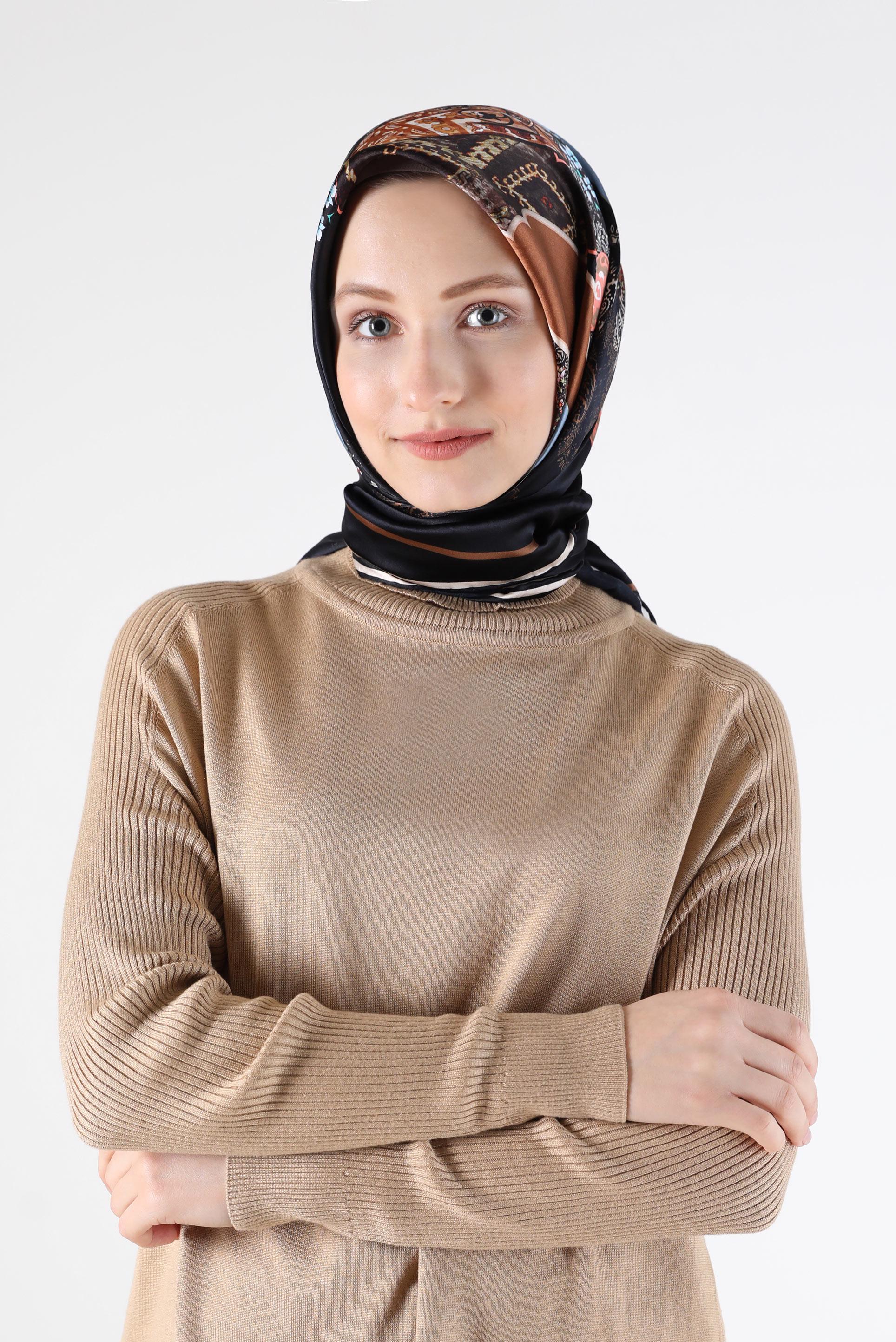 Tesettür giyim SİYAH ALVİNA DESENLİ İPEK EŞARP 31169 