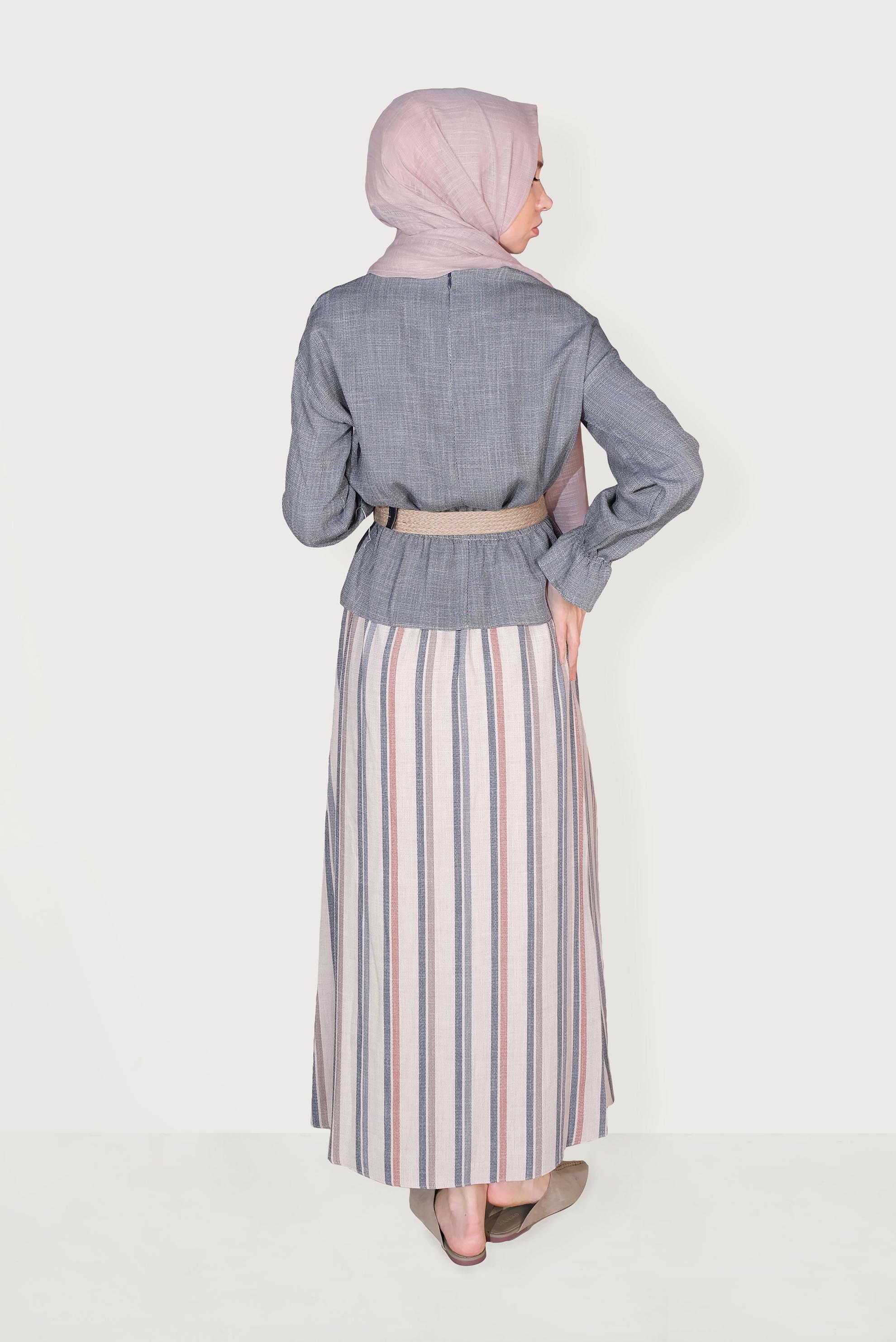 Tesettür giyim LACİVERT KOLLARI BÜZGÜ DETAYLI ÇİZGİLİ İKİLİ ETEKLİ TAKIM 4344-1