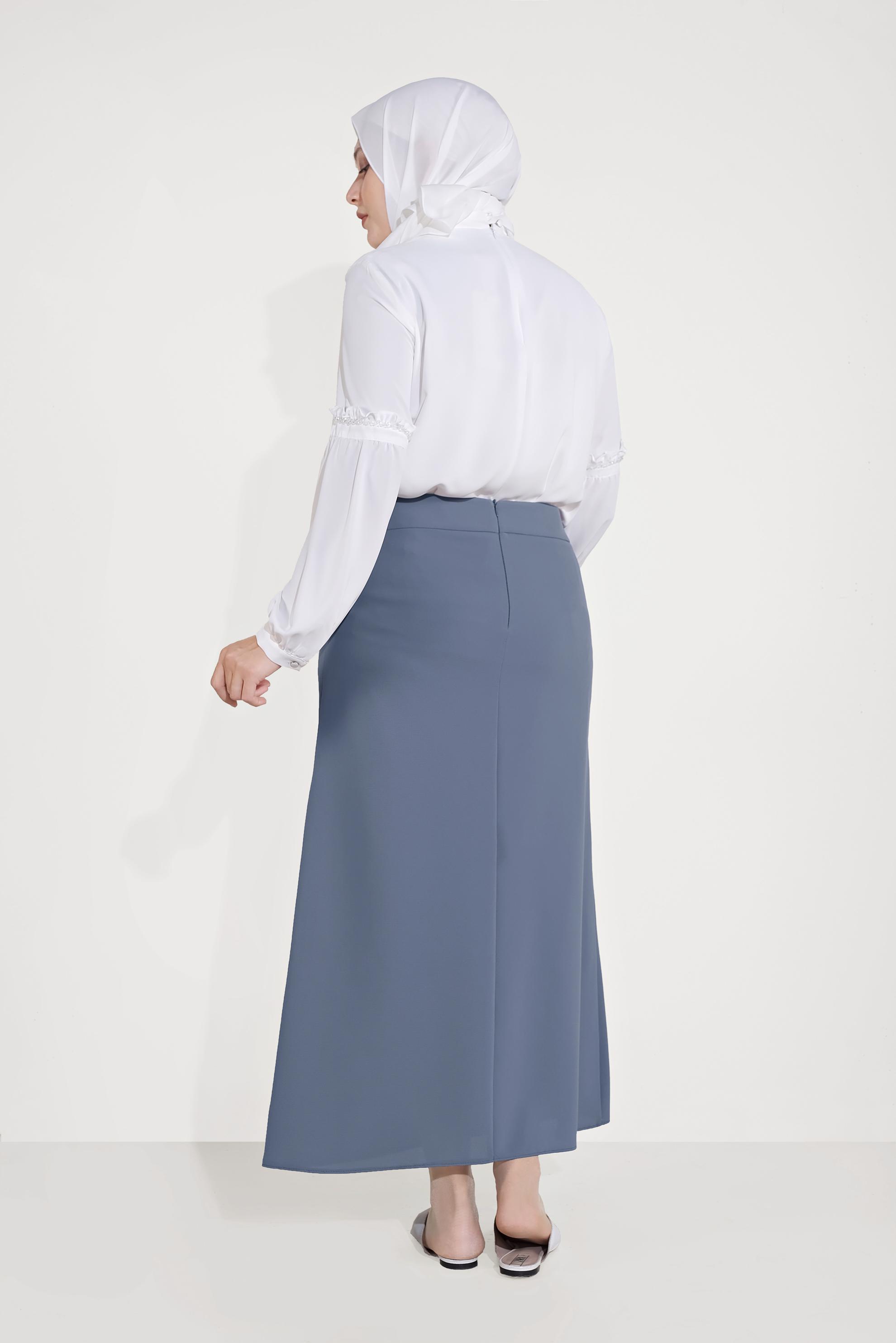 Tesettür giyim GRİ DERİ VE METAL AKSESUARLI ETEK 60084