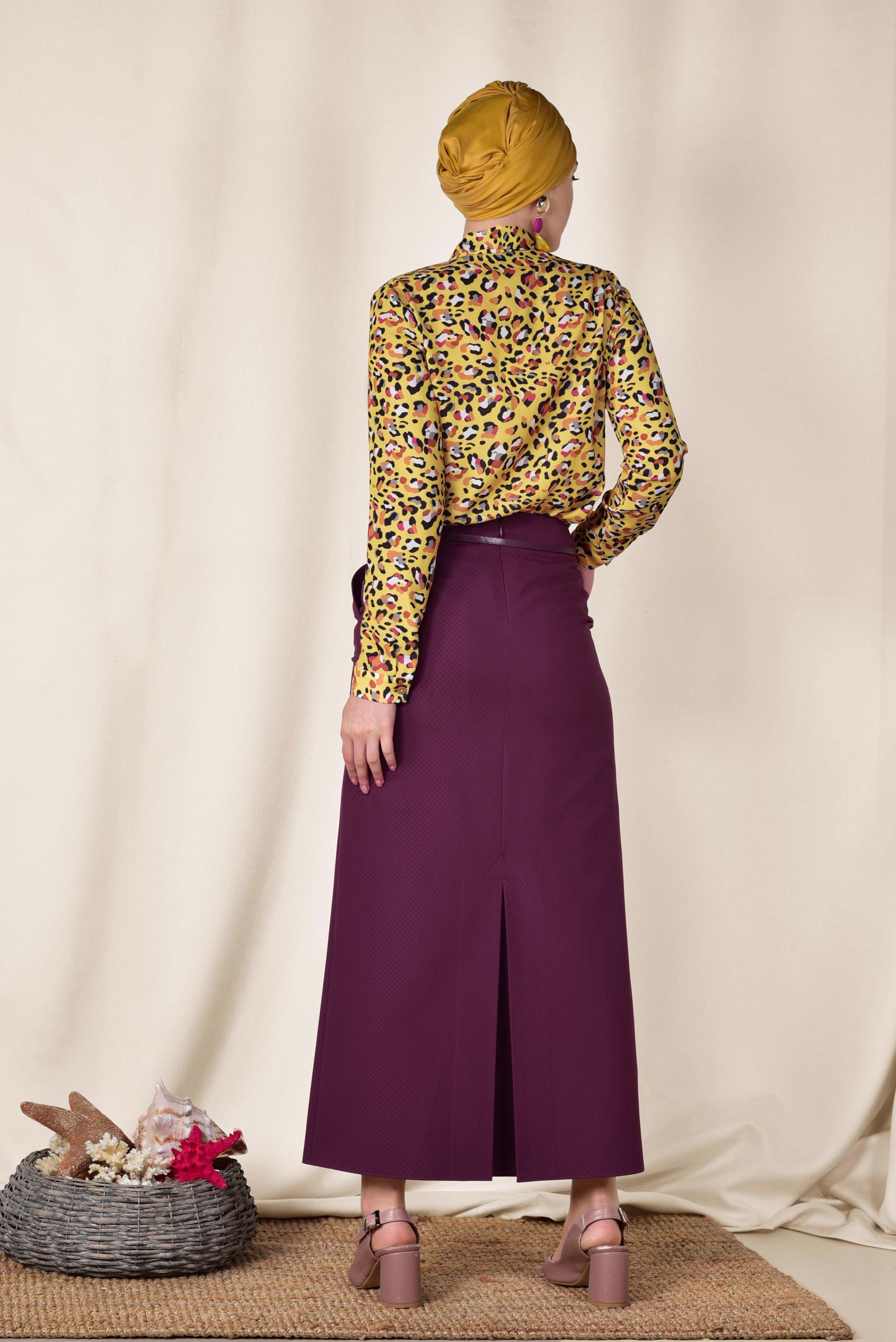 Tesettür giyim MOR ÖNDEN DÜĞMELİ KEMERLİ ETEK 6319