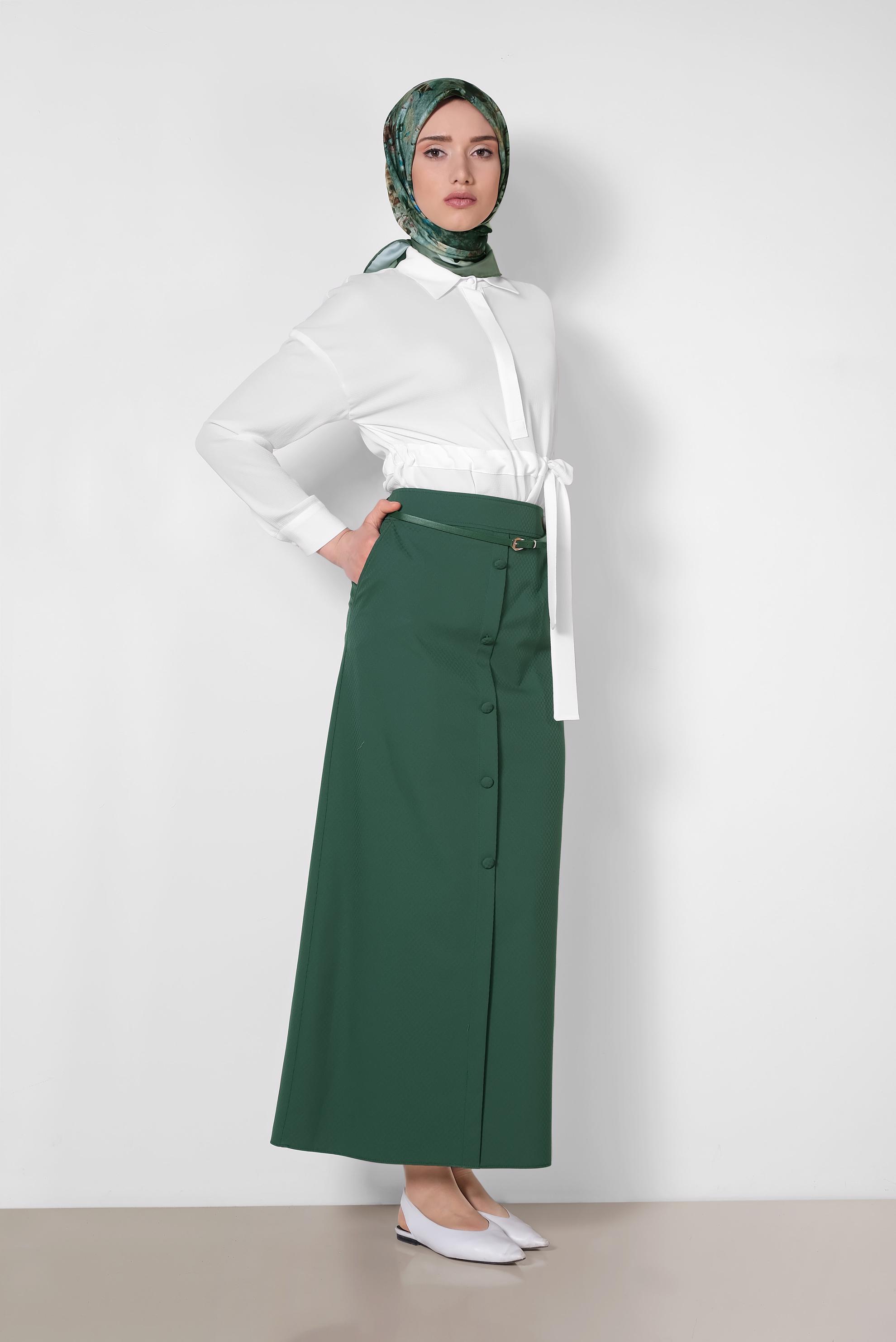 Tesettür giyim YEŞİL ÖNDEN DÜĞMELİ KEMERLİ ETEK 6319