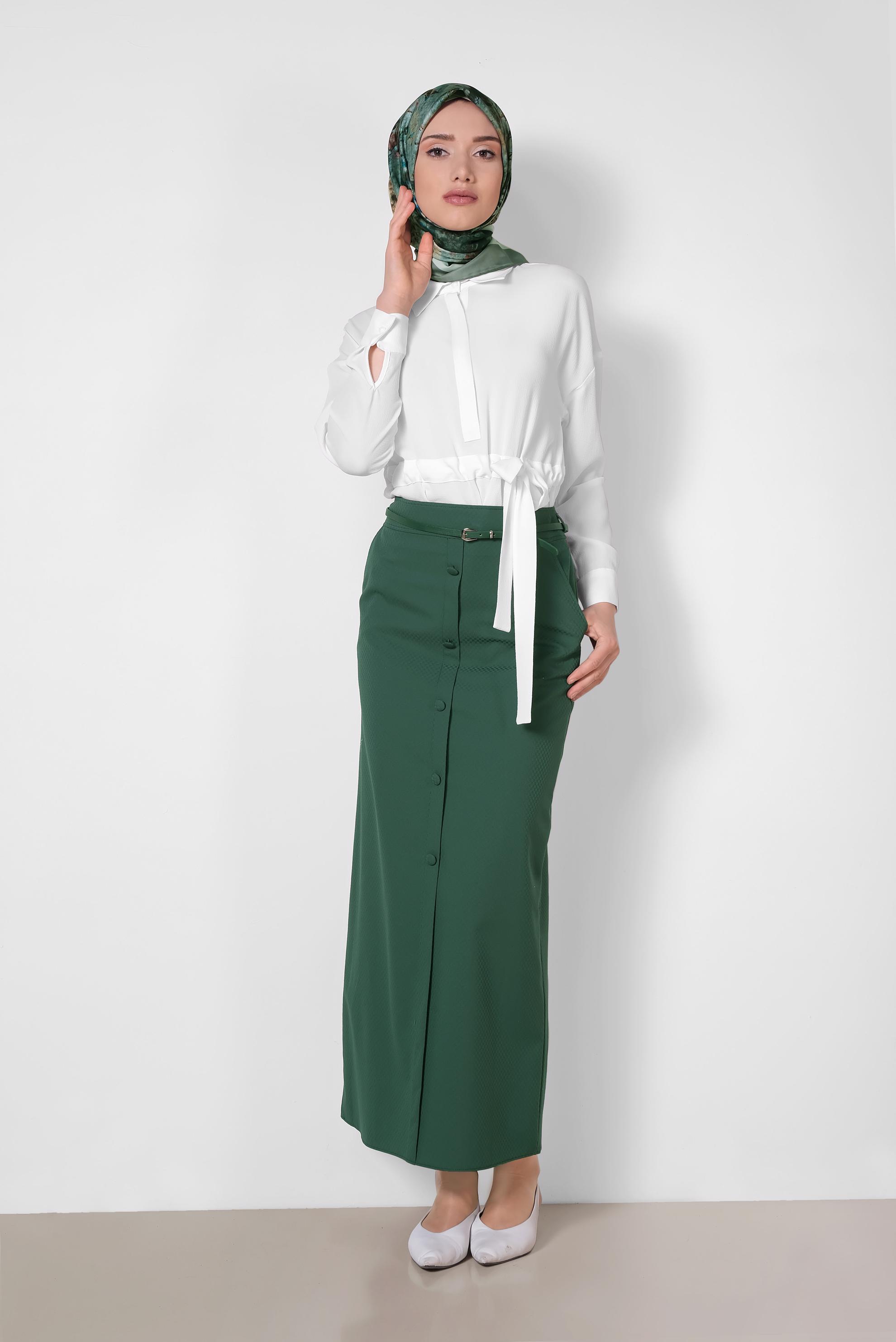 Tesettür giyim YEŞİL ÖNDEN DÜĞMELİ KEMERLİ ETEK 6319