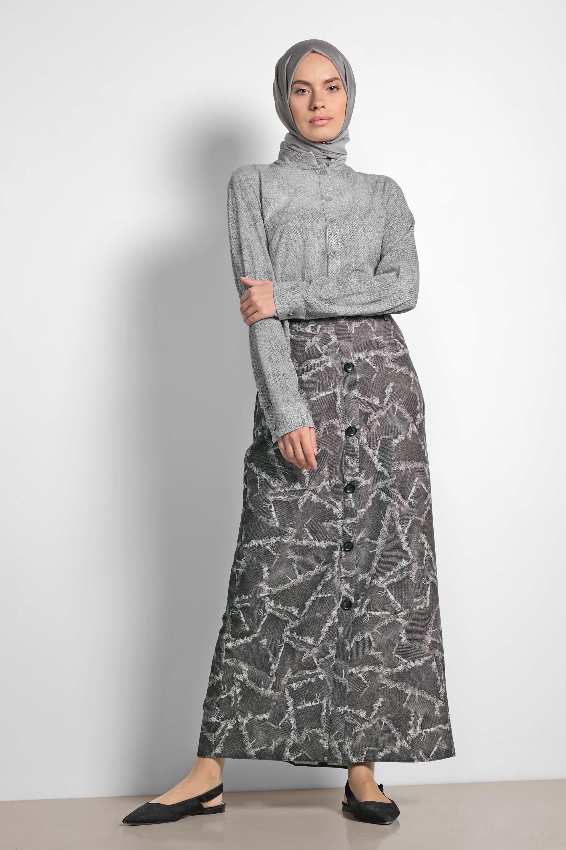 Tesettür giyim GRİ ÖNDEN DÜĞMELİ DESENLİ ETEK 6332