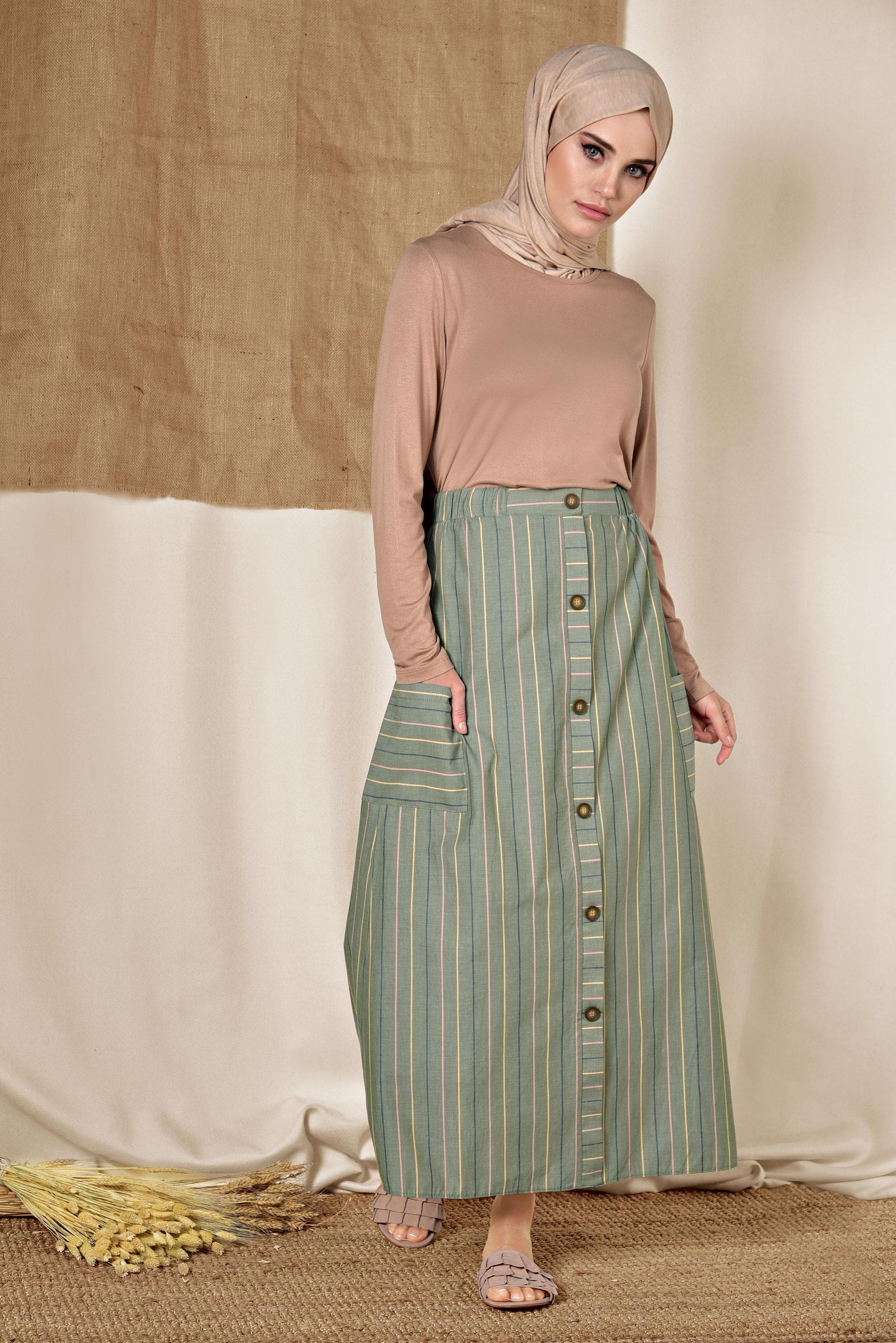 Tesettür giyim HAKİ ÇİZGİ DESENLİ VE ÖNDEN DÜĞMELİ ETEK 6341