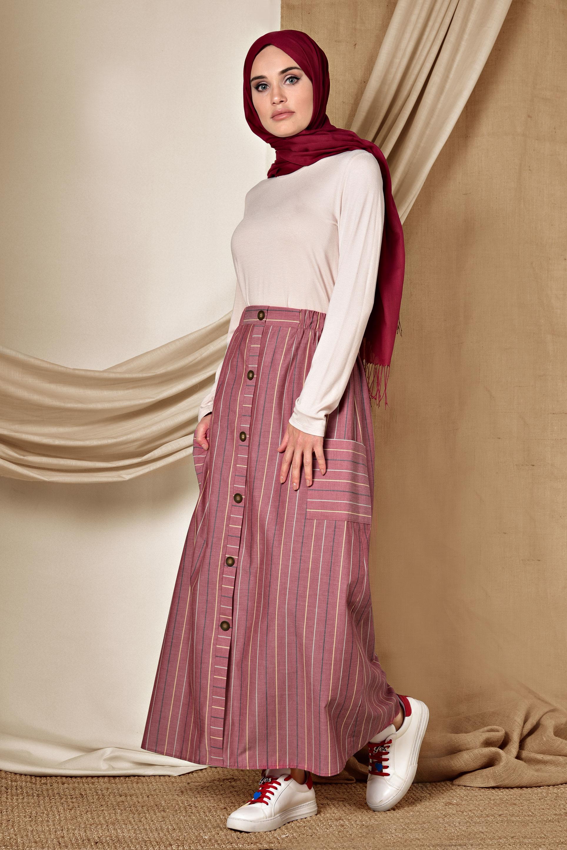 Tesettür giyim BORDO ÇİZGİ DESENLİ VE ÖNDEN DÜĞMELİ ETEK 6341