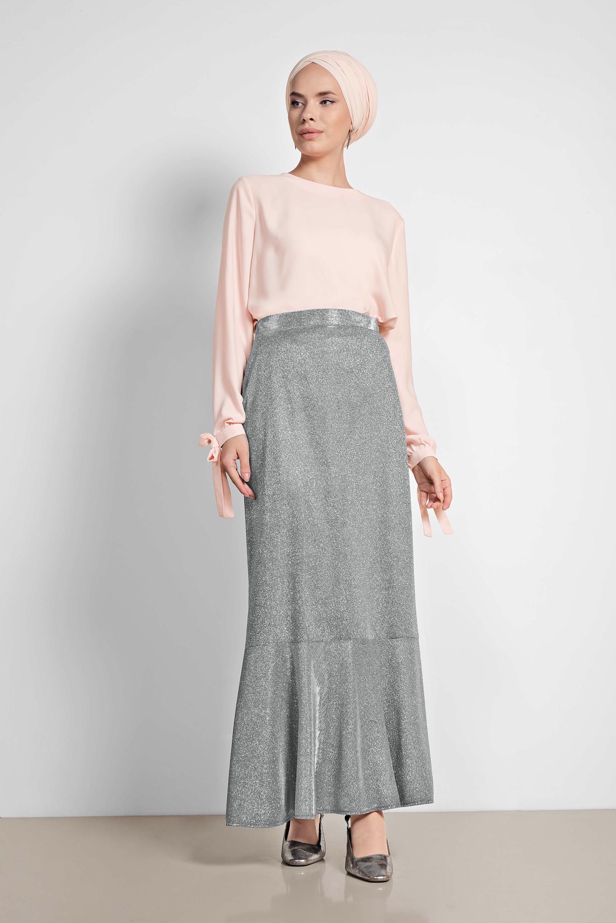 Tesettür giyim SİYAH ETEK UCU VOLANLI SİMLİ ETEK 6350