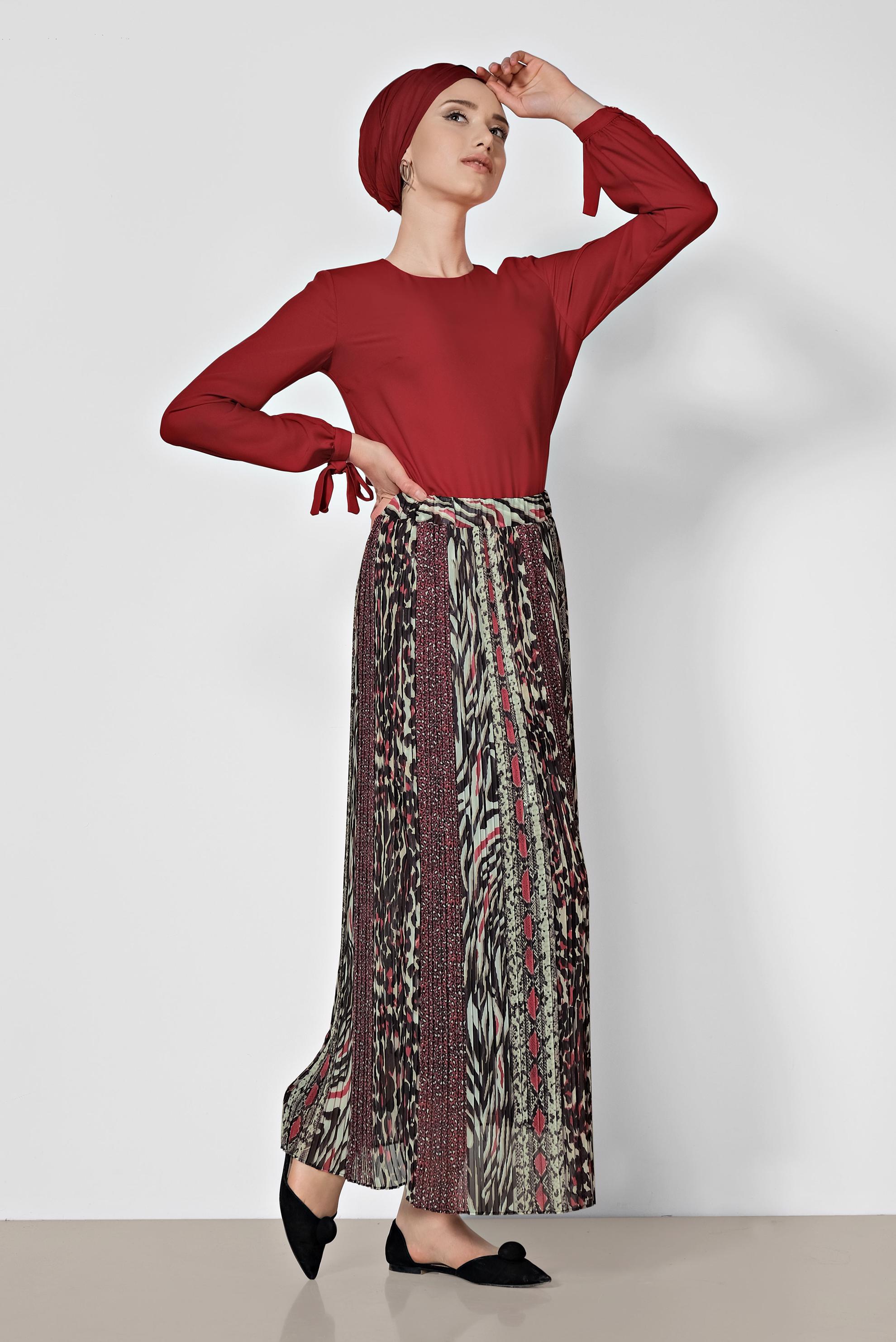 Tesettür giyim KIRMIZI PİLİSELİ DESENLİ ETEK 6364